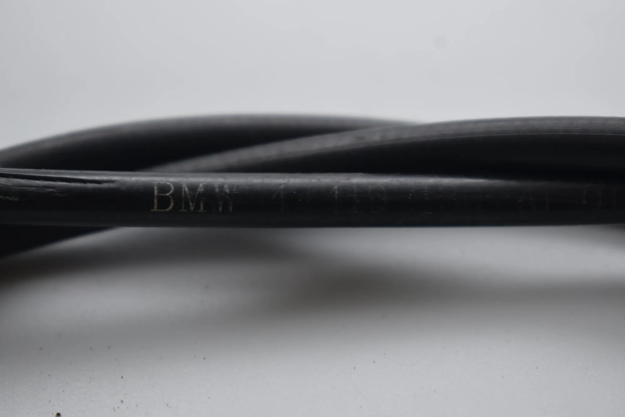 Bonnet Lock Cable – OEM 4419130 · BMW 5 (E60) BMW 5 (E60) 2003 – 4