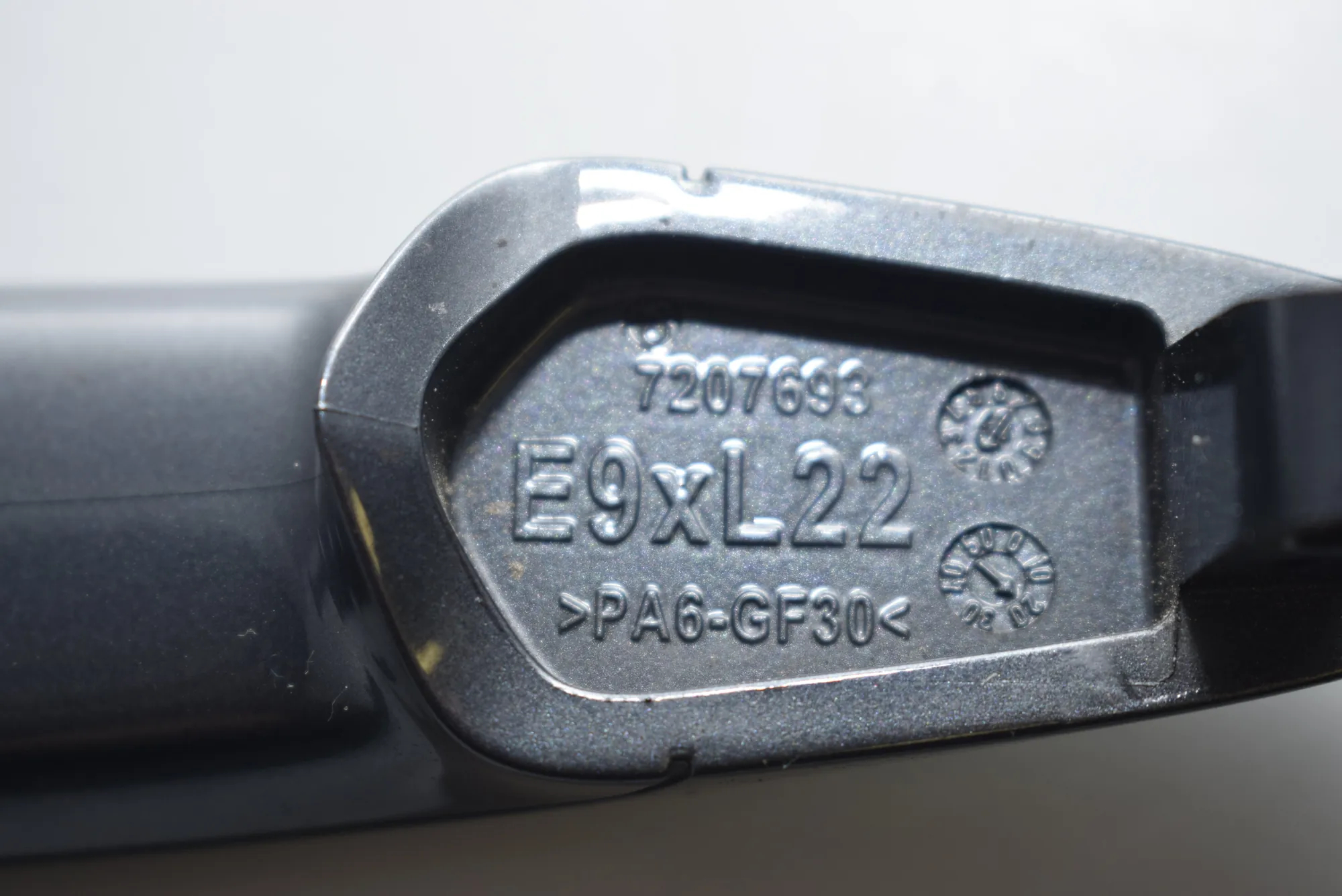 Front Left Door Exterior Handle – OEM 7207693 · BMW X5 (E70) BMW X5 (E70) 2011 – 4