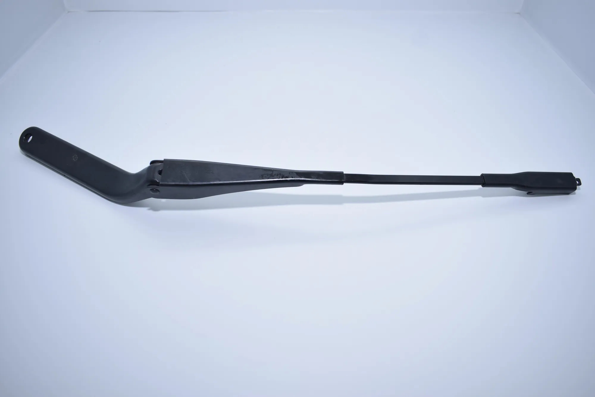 Front Wiper Arms – OEM 7169971 · BMW 1 (E87) BMW 1 (E87) 118 d 2011 – 3