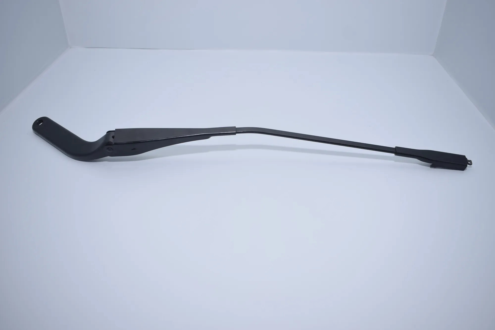 Front Wiper Arms – OEM 7169971 · BMW 1 (E87) BMW 1 (E87) 118 d 2011 – 4