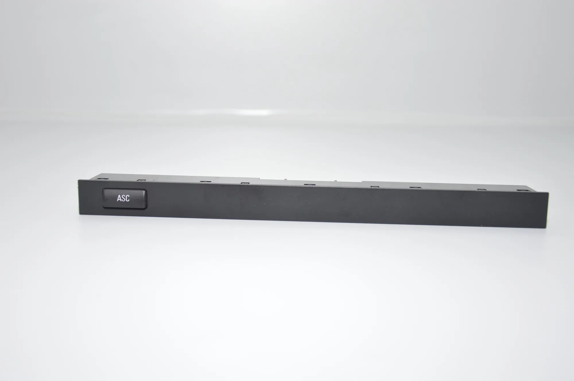 Button Switch Panel – OEM 8373707 · BMW 5 Touring (E39) 530 d 2000 – 2
