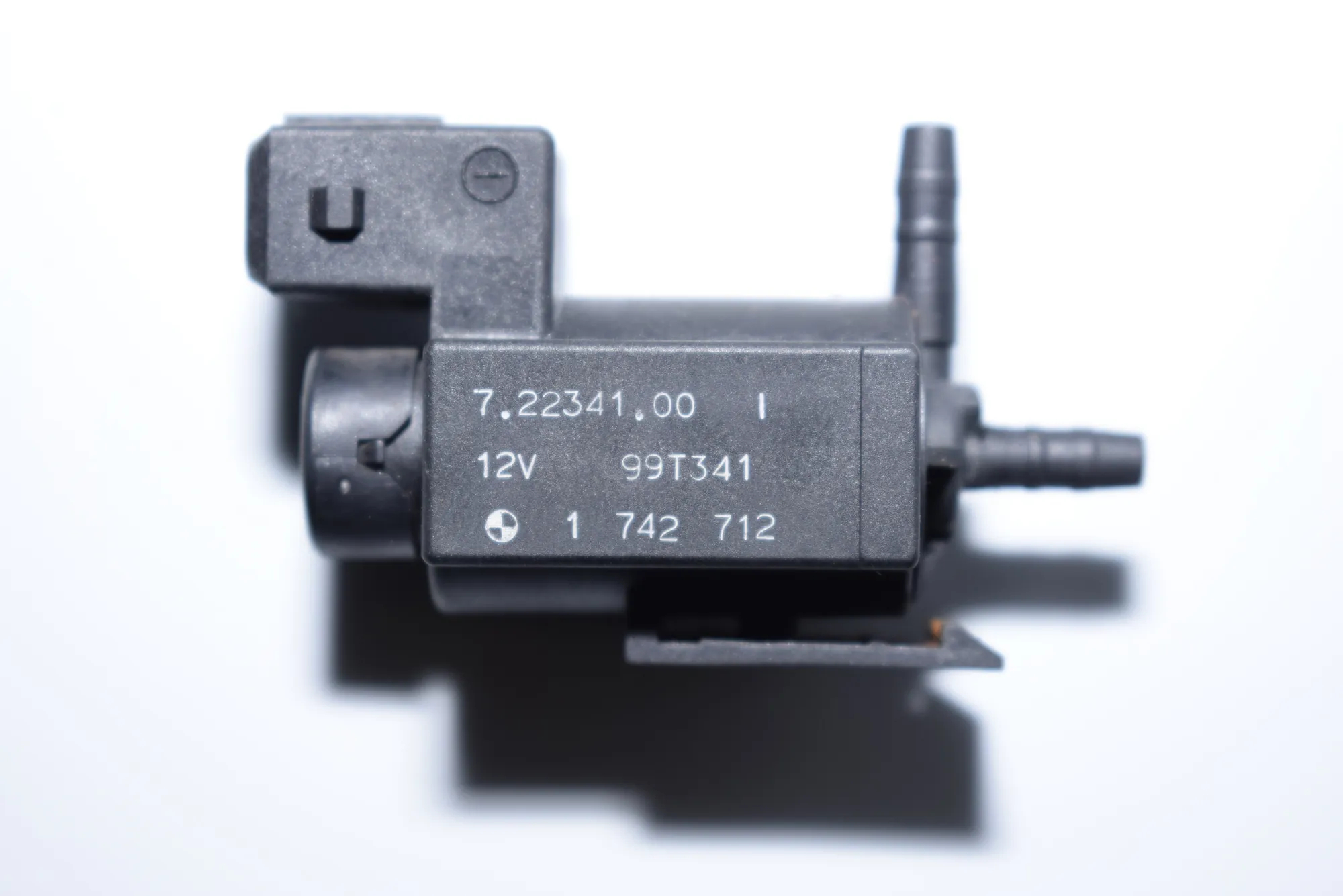 Solenoid Valve – OEM 1742712 · BMW 5 Touring (E39) 530 d 2000 – 5