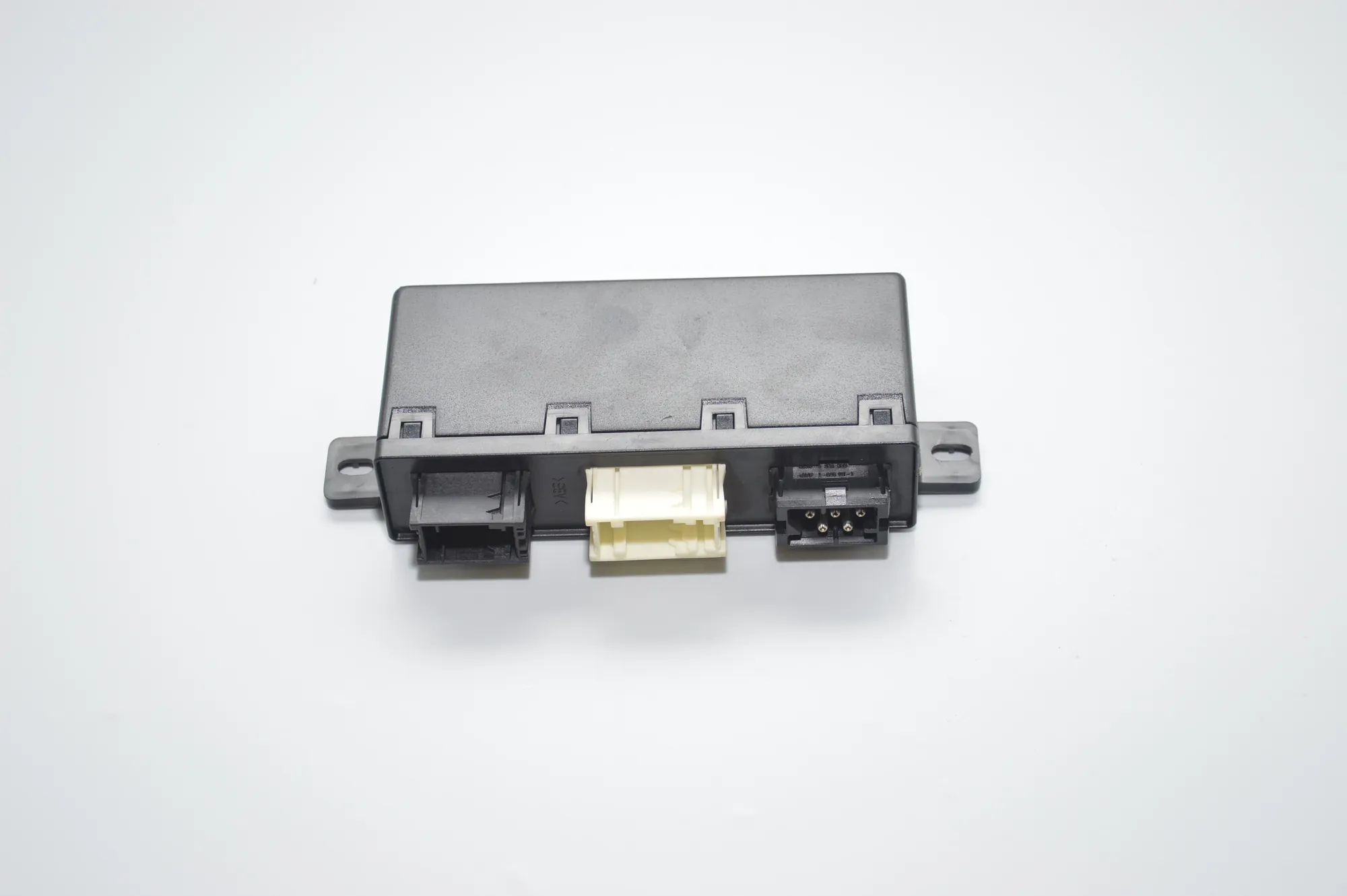 Front Left Door Control Unit – OEM 6904255 · BMW 5 Touring (E39) 530 d 2000 – 6