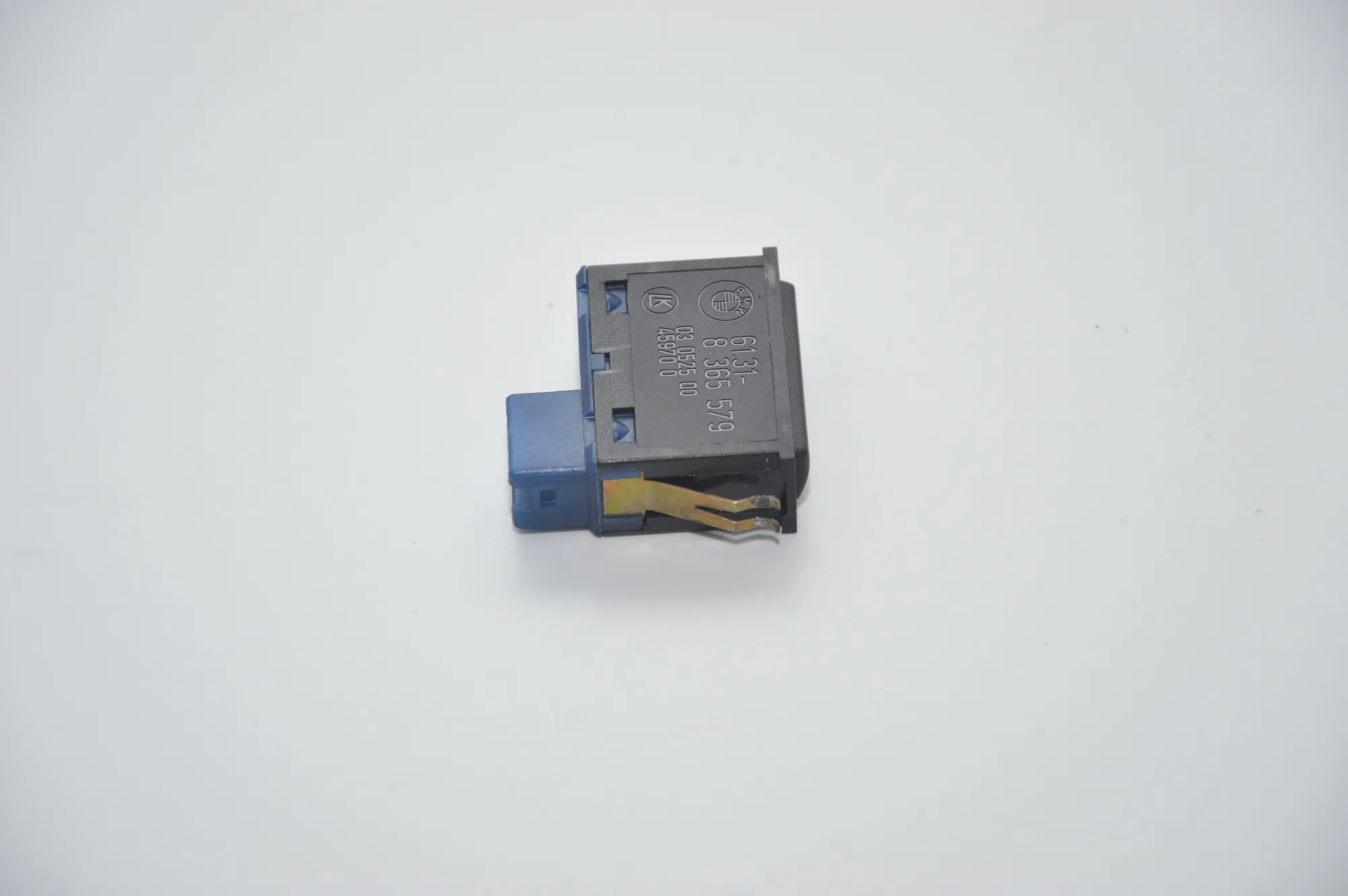 Switches – OEM 8365579 · BMW 5 Touring (E39) 530 d 1999 – 4