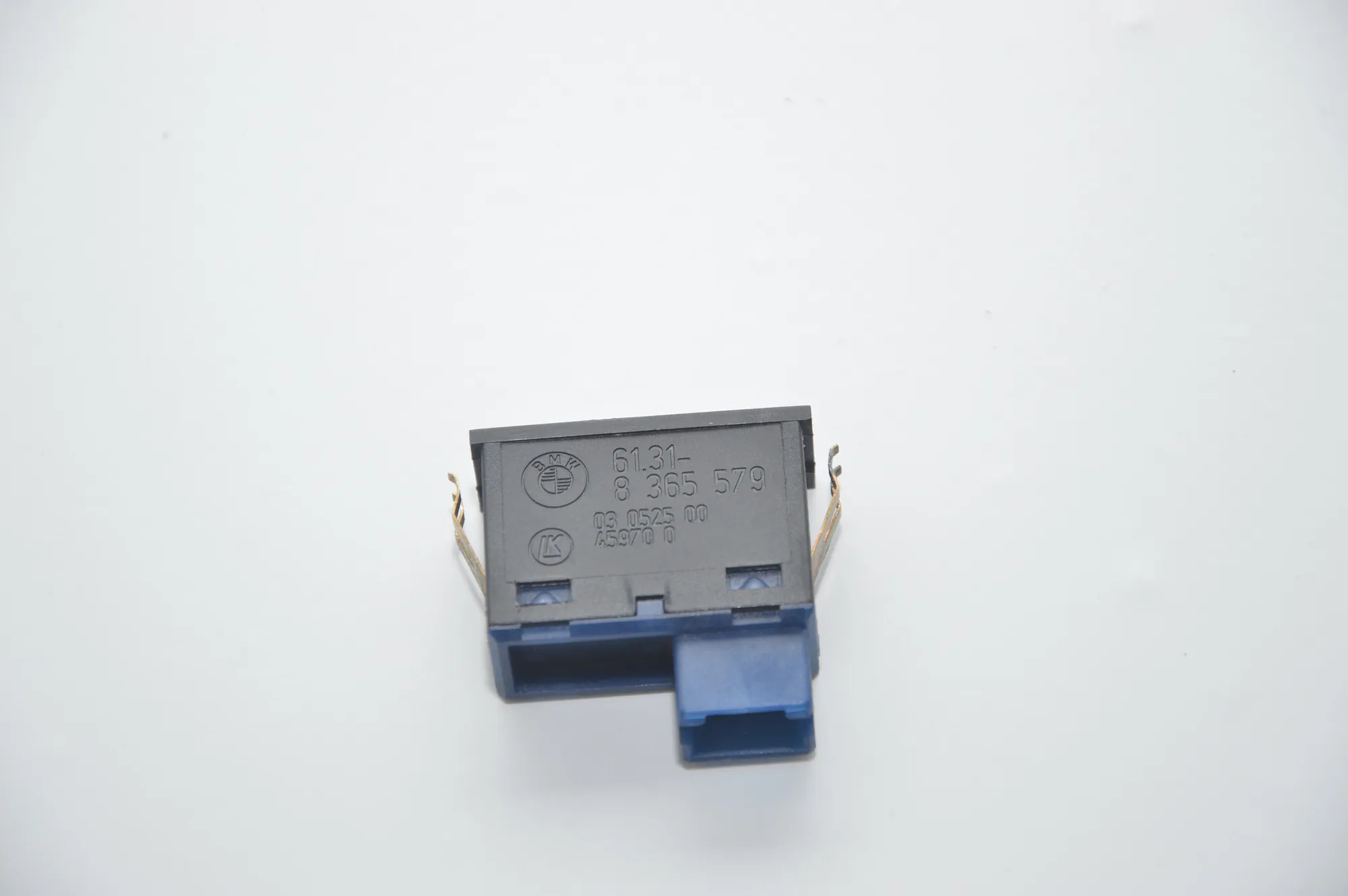 Switches – OEM 8365579 · BMW 5 Touring (E39) 530 d 1999 – 5