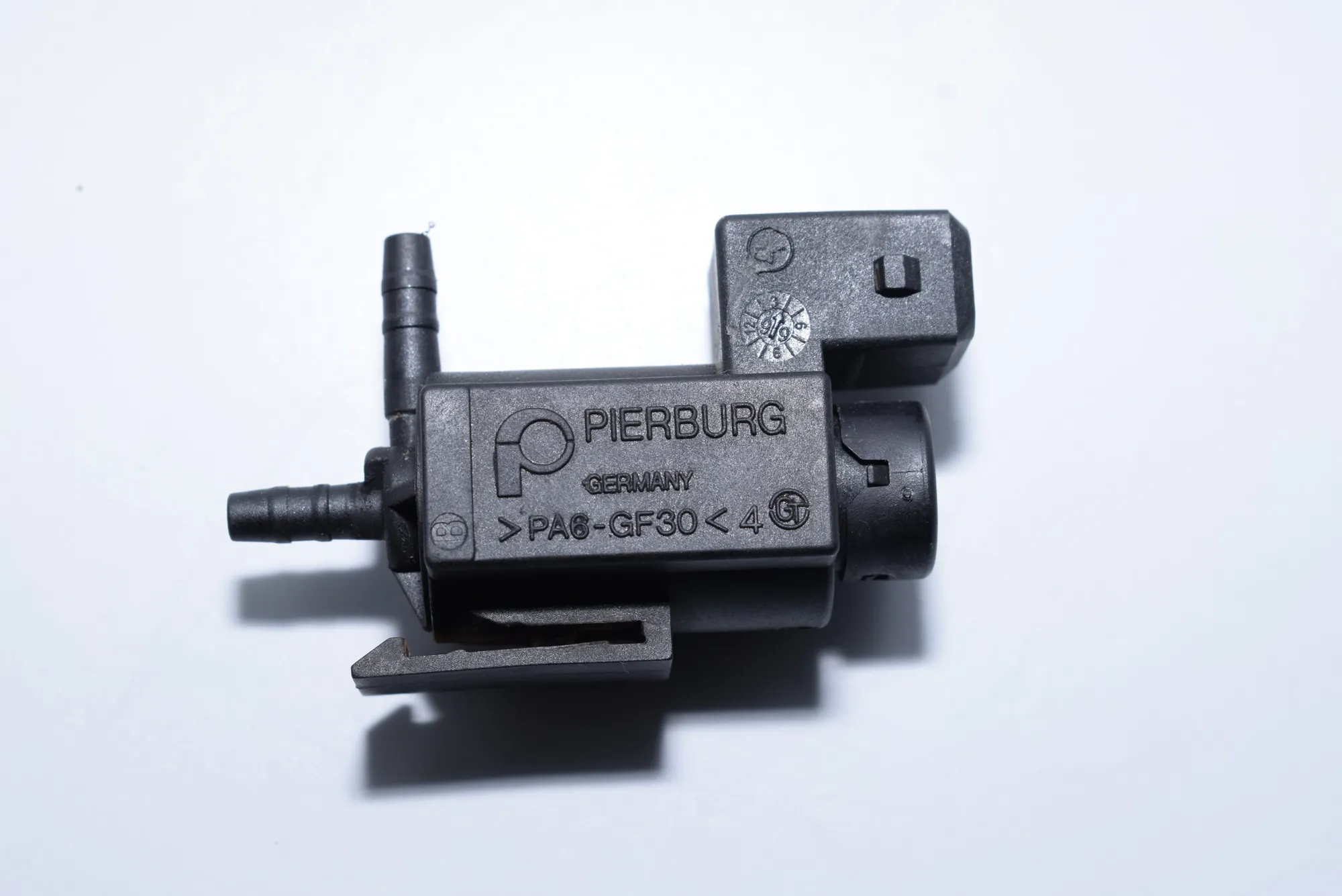 Solenoid Valve – OEM 1742712 · BMW 5 Touring (E39) 530 d 1999