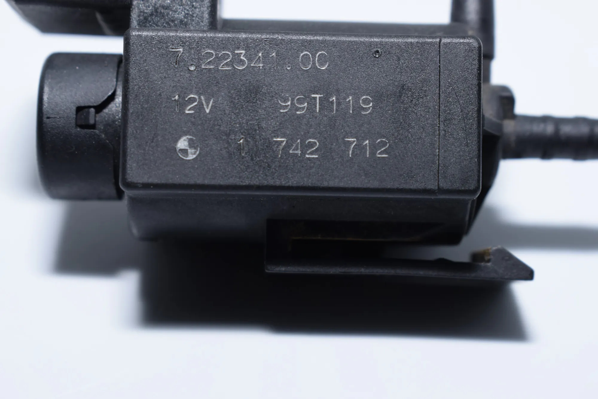 Solenoid Valve – OEM 1742712 · BMW 5 Touring (E39) 530 d 1999 – 5
