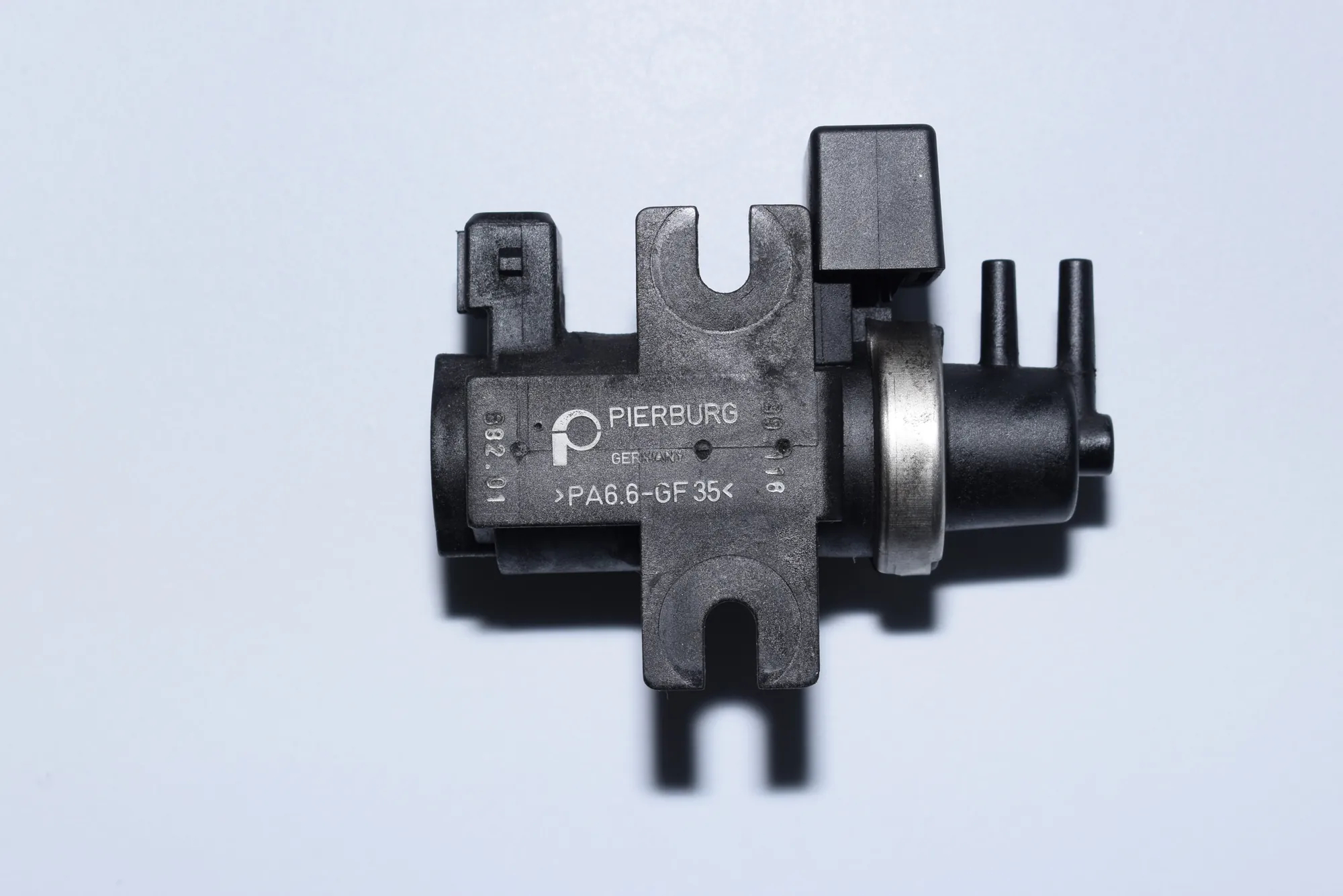 Solenoid Valve – OEM 2247906 · BMW 5 Touring (E39) 530 d 1999 – 5