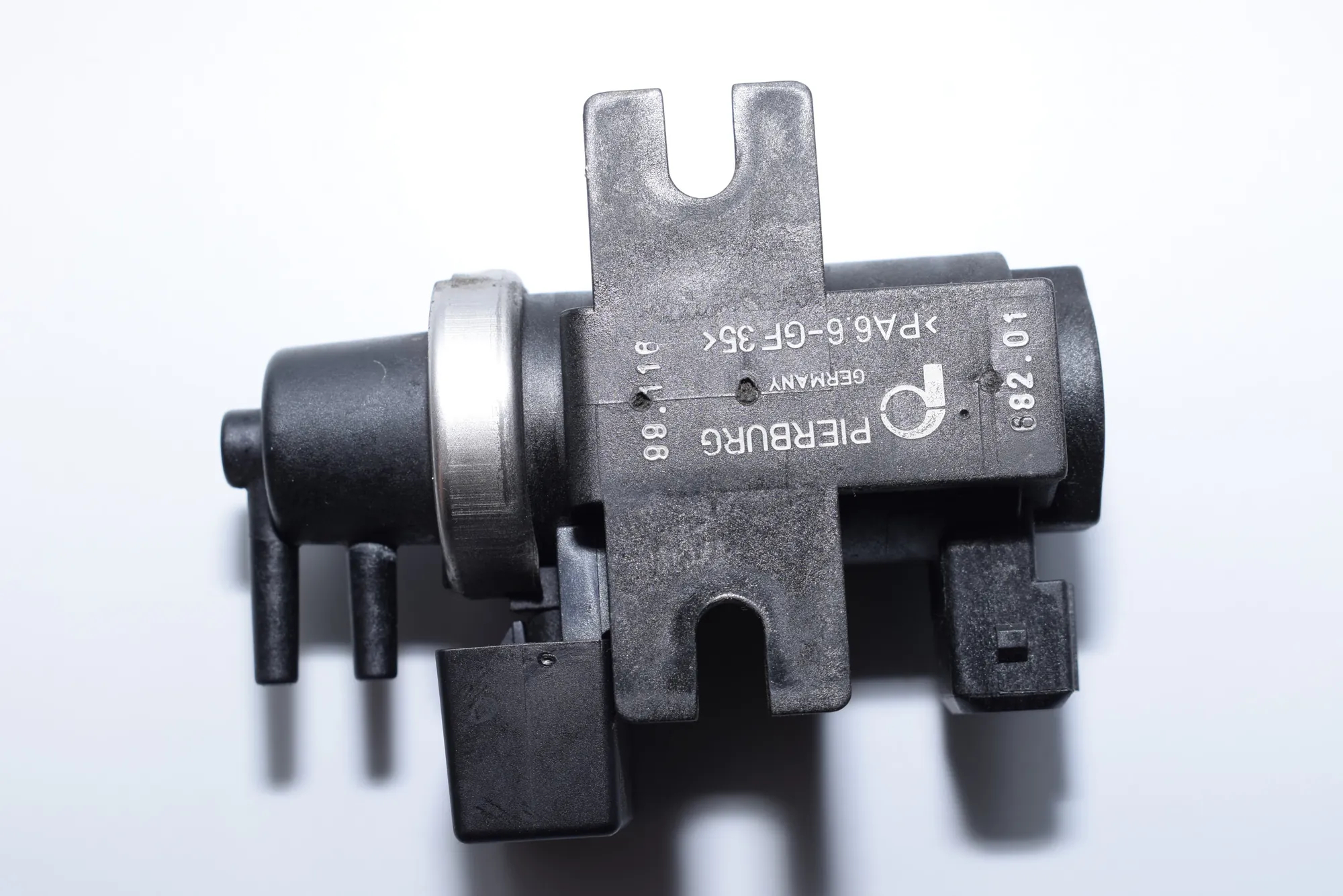 Solenoid Valve – OEM 2247906 · BMW 5 Touring (E39) 530 d 1999 – 4