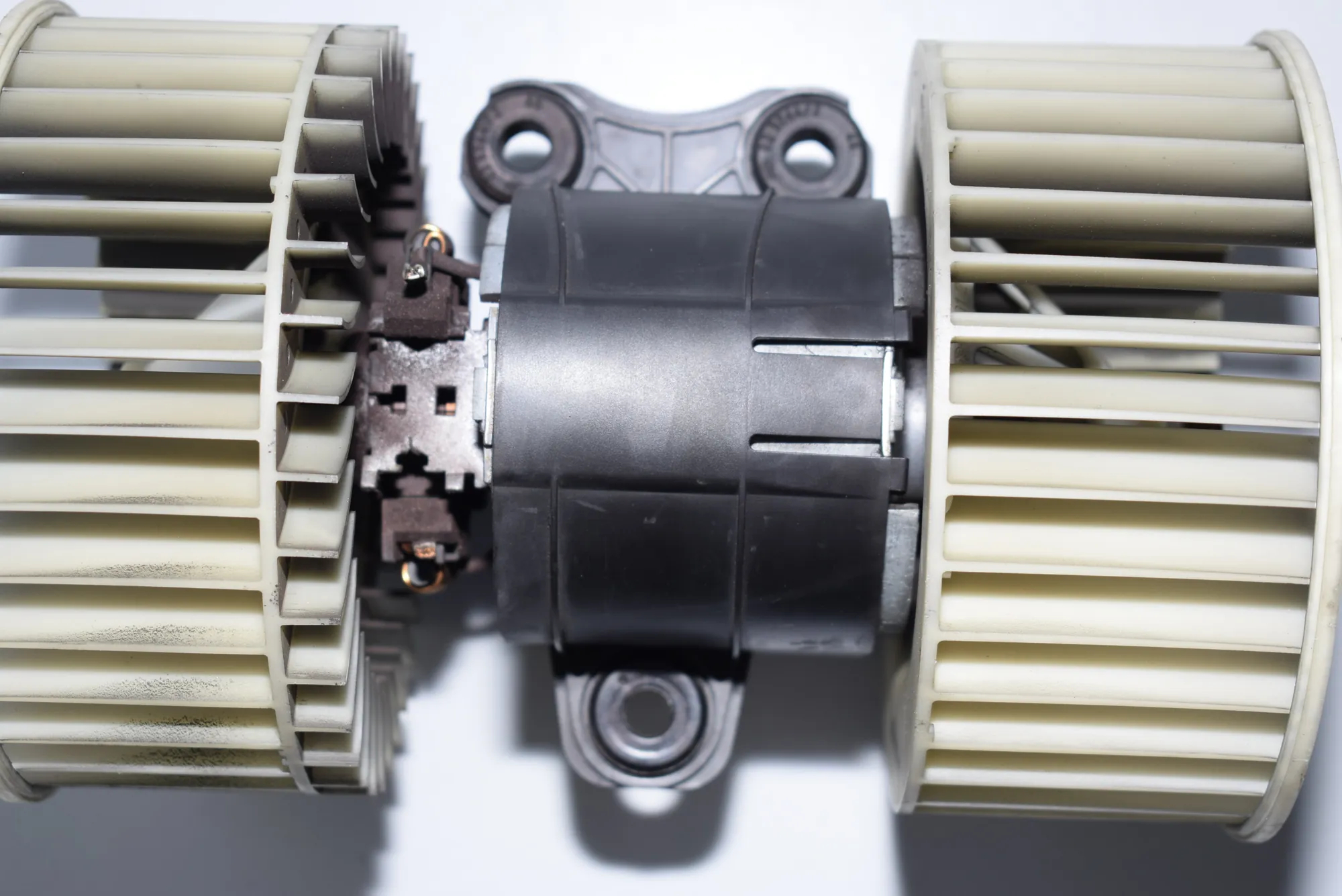 Heater Blower Fan – OEM 8385558 · BMW 5 (E39) 525 d 2001 – 3