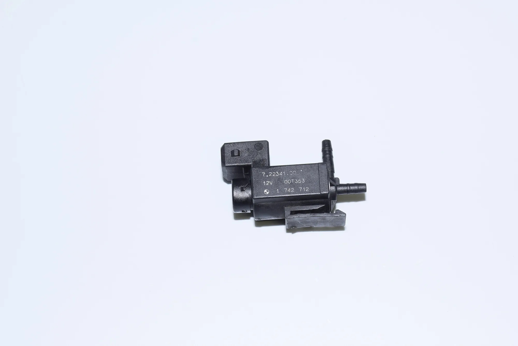 Solenoid Valve – OEM 1742712 · BMW 5 (E39) 525 d 2001 – 3