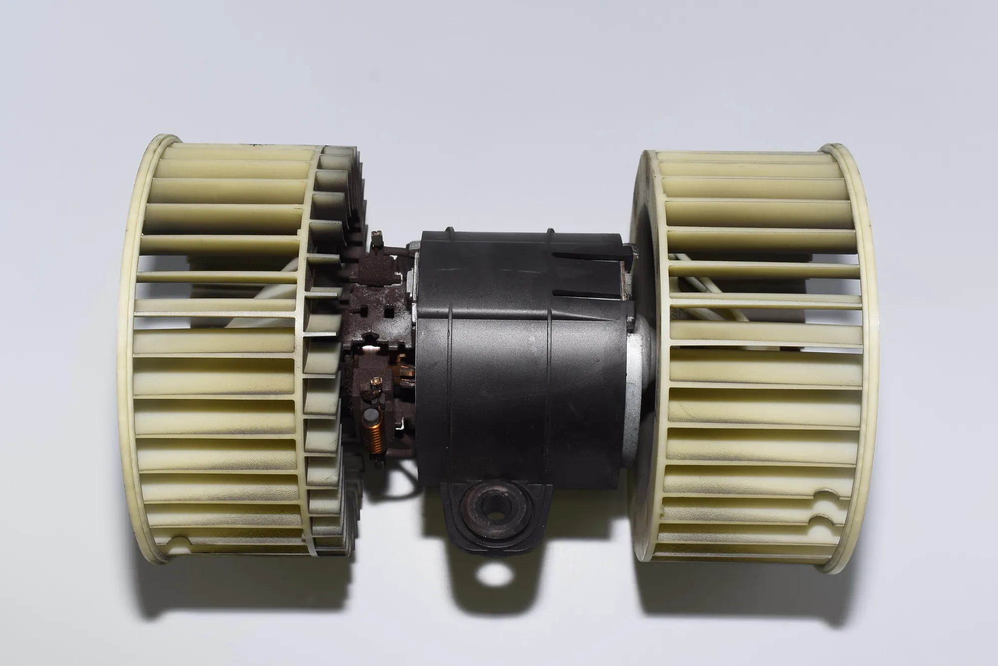 Heater Blower Fan – OEM 8385558 · BMW X5 (E53) 3.0 d 2004 – 2