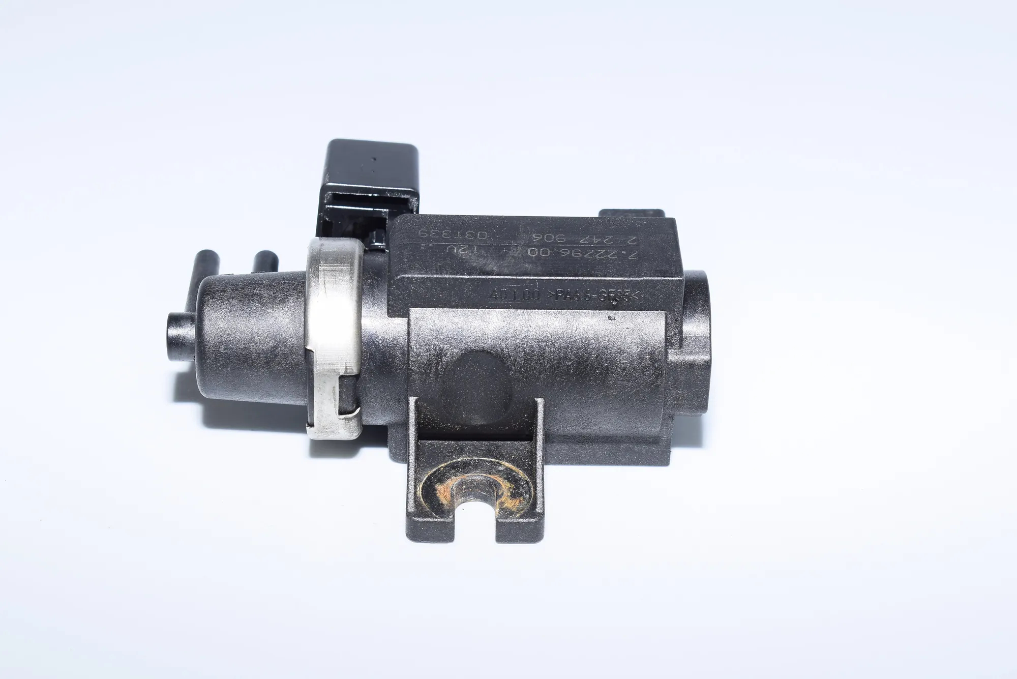 Solenoid Valve – OEM 2247906 · BMW X5 (E53) 3.0 d 2004 – 3