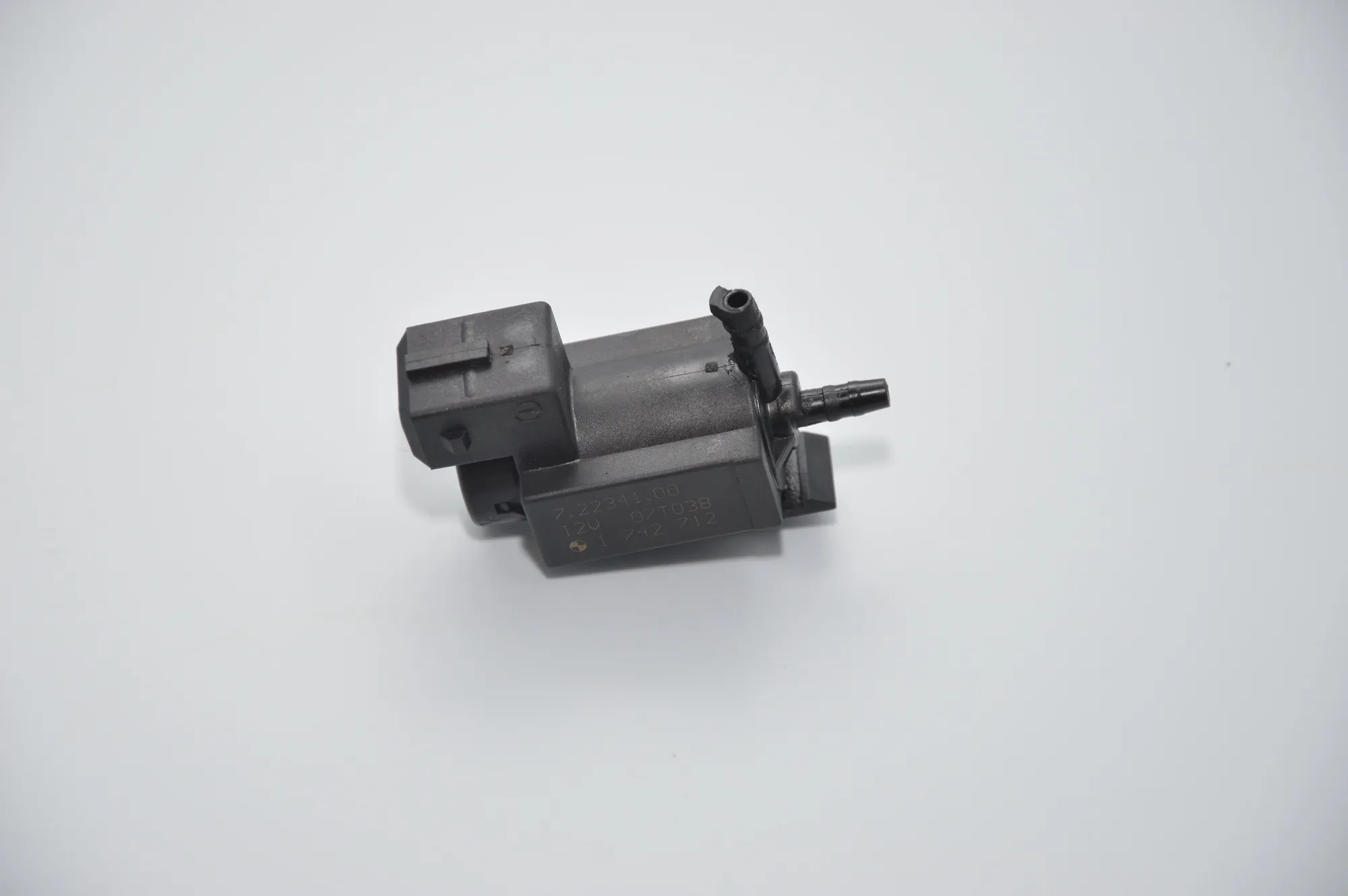 Solenoid Valve – OEM 1742712 · BMW X5 (E70) 3.0 d 2007 – 5