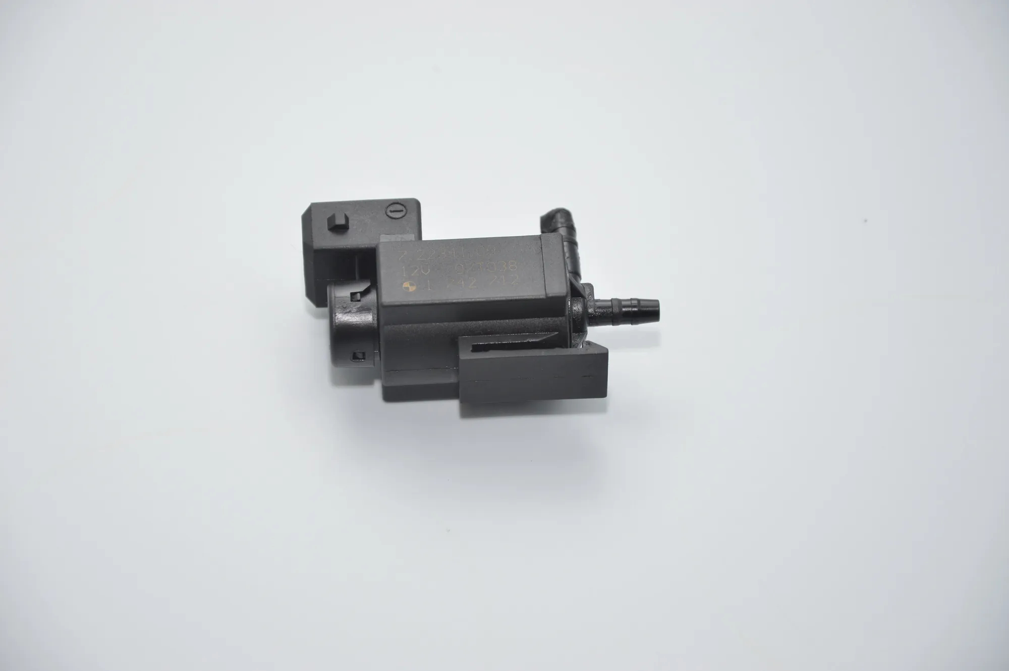 Solenoid Valve – OEM 1742712 · BMW X5 (E70) 3.0 d 2007 – 6