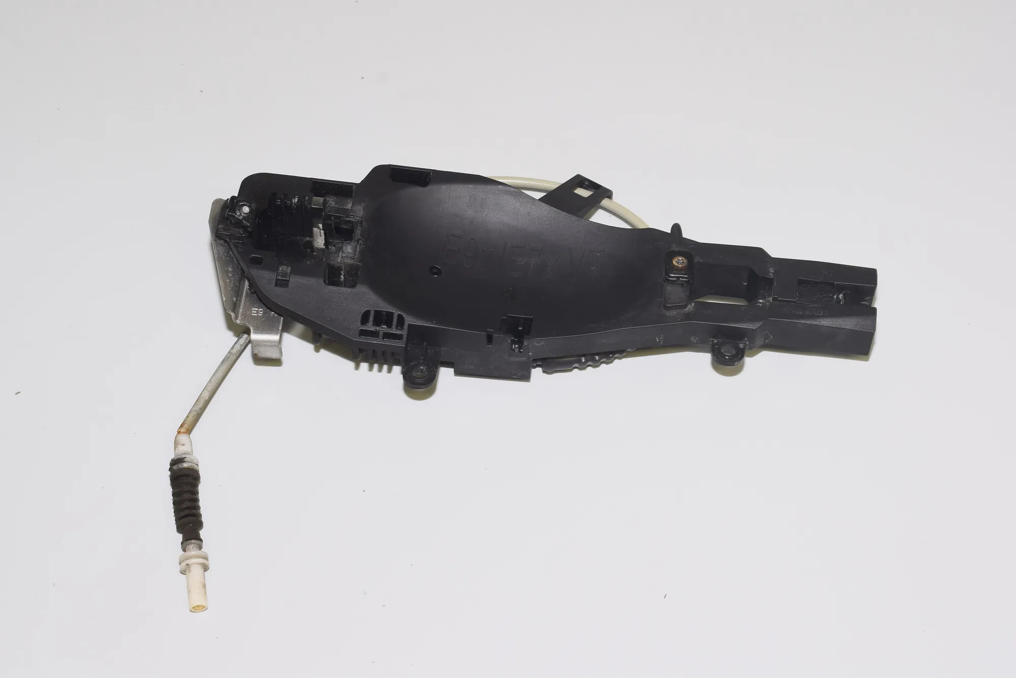 Front Right Door Interior Handle Frame – OEM NA · BMW X5 (E70) 3.0 d 2007 – 2