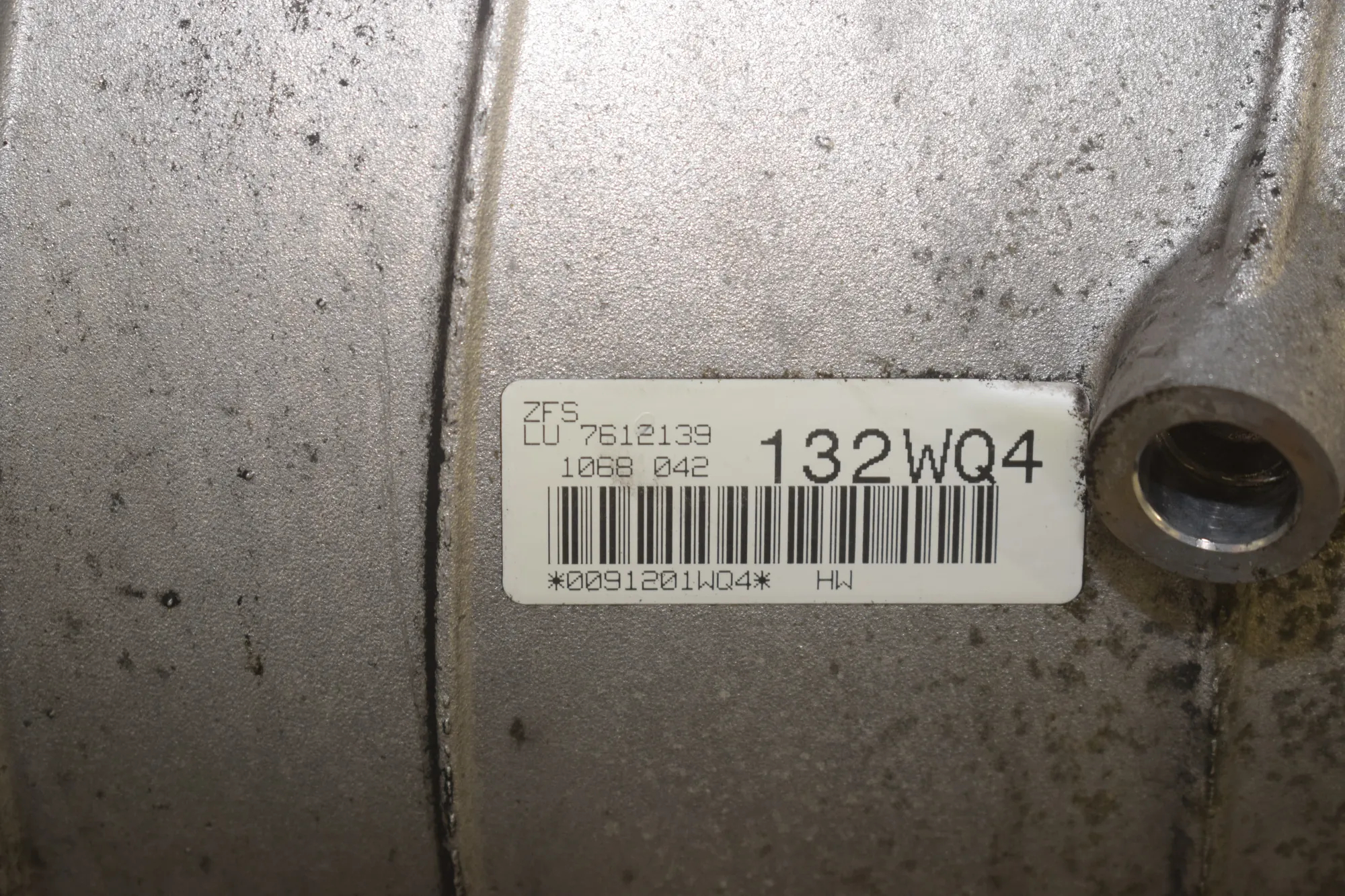 Gearbox – OEM 7610254 · BMW 7 (F01, F02) 750 i 2010 – 5