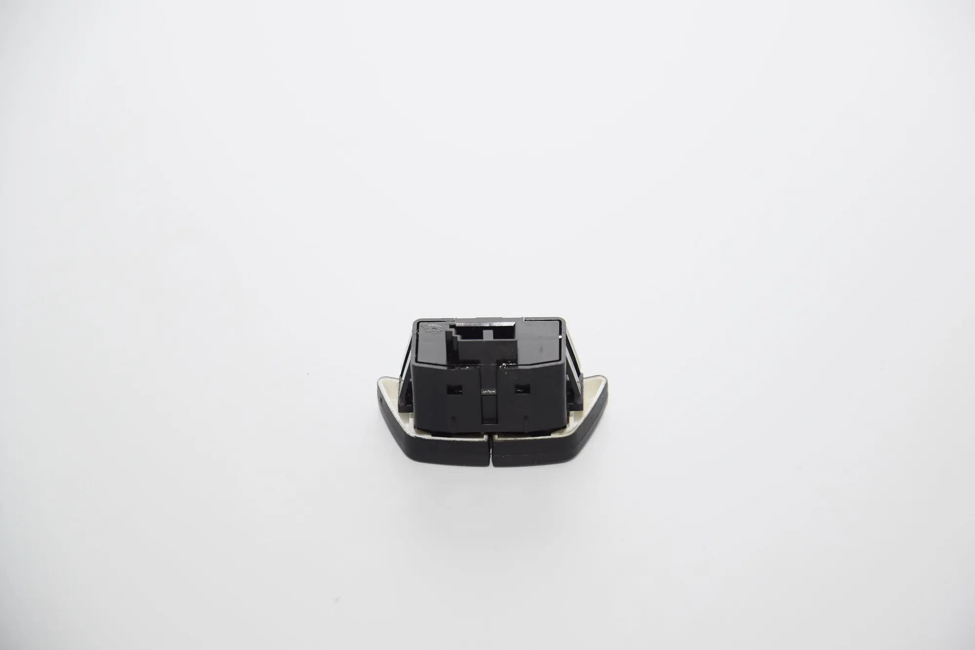 Switches – OEM NA · BMW 6 (E63) BMW 6 (E63) 2007 – 3