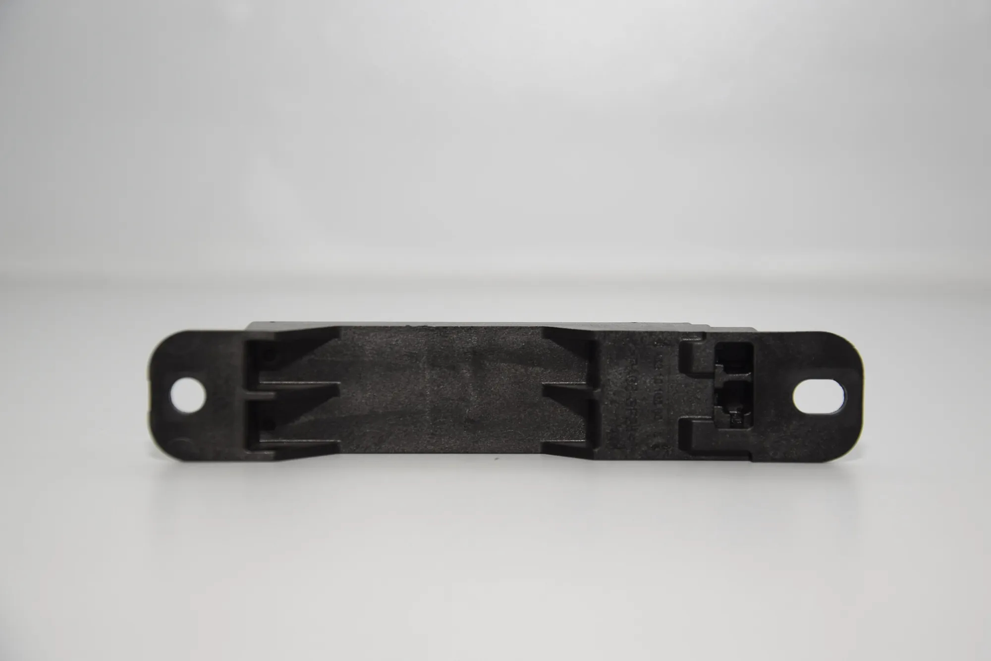 Antenna – OEM A1668200075 · MERCEDES-BENZ S (W222, V222, X222) (2013 - -) S 350 BlueTEC / d (222.132, 222.032, 222.123) 2013 – 3