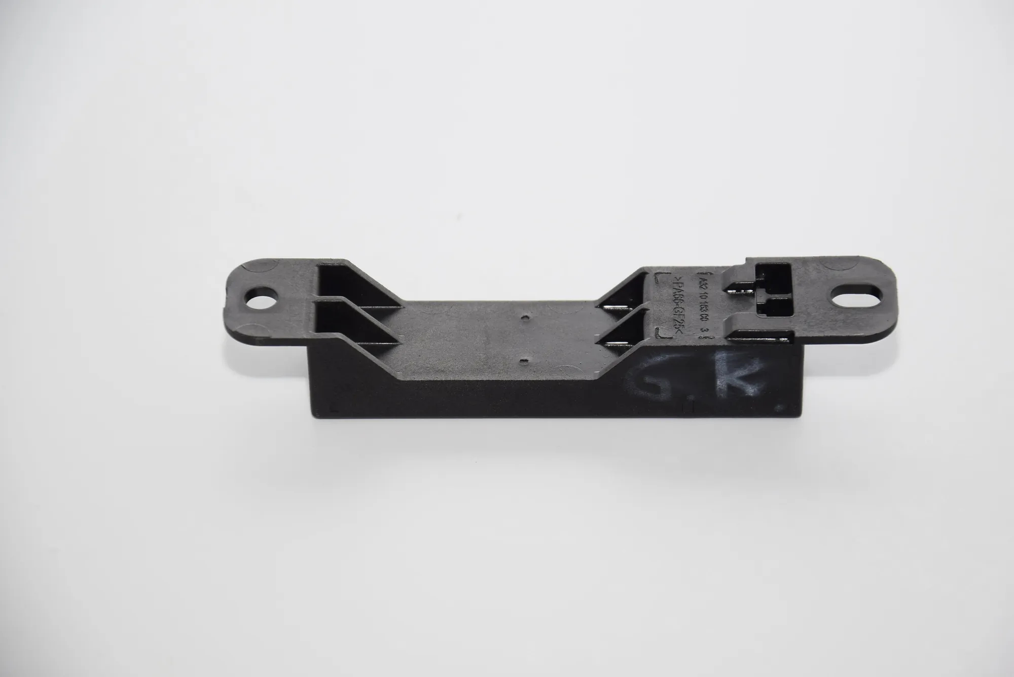 Antenna – OEM A1668200075 · MERCEDES-BENZ S (W222, V222, X222) (2013 - -) S 350 BlueTEC / d (222.132, 222.032, 222.123) 2013 – 3