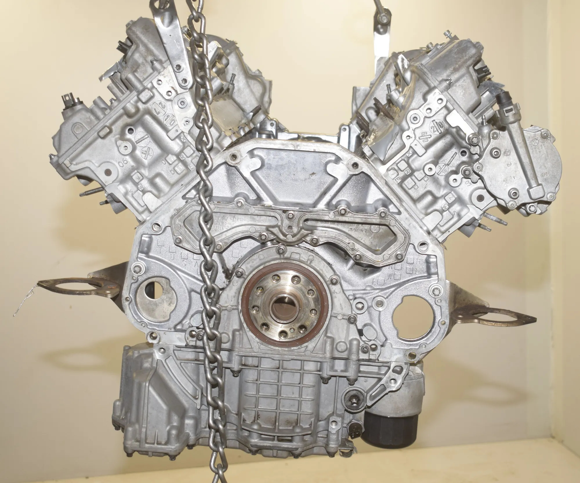 Engine Motor – OEM N63B44A · BMW 7 (F01, F02) 750 i 2010 – 2