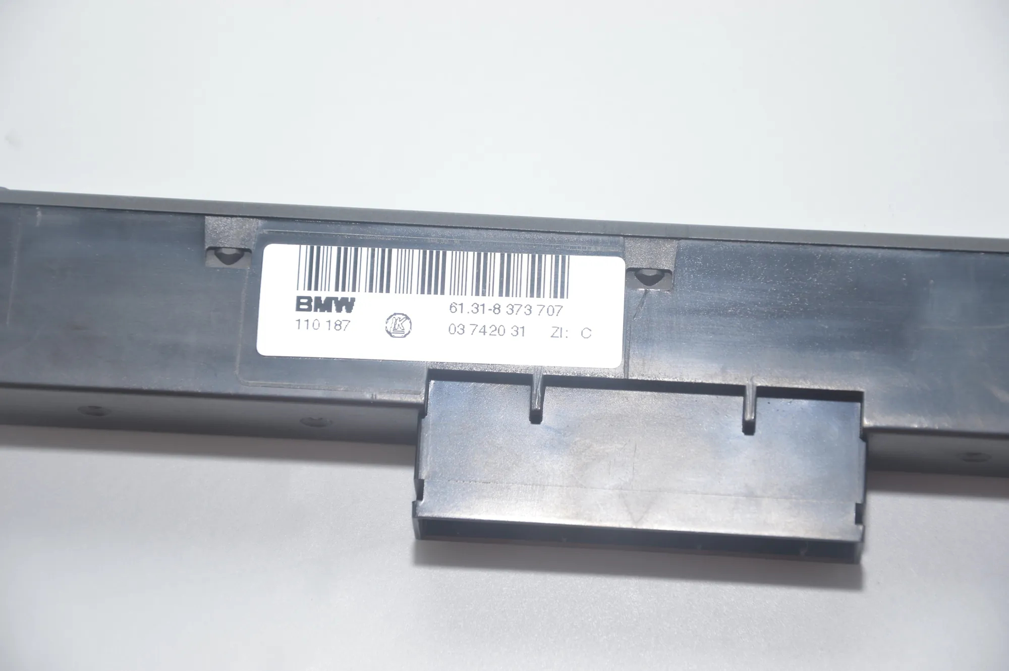 Button Switch Panel – OEM 8373707 · BMW 5 Touring (E39) 530 d 2000 – 5