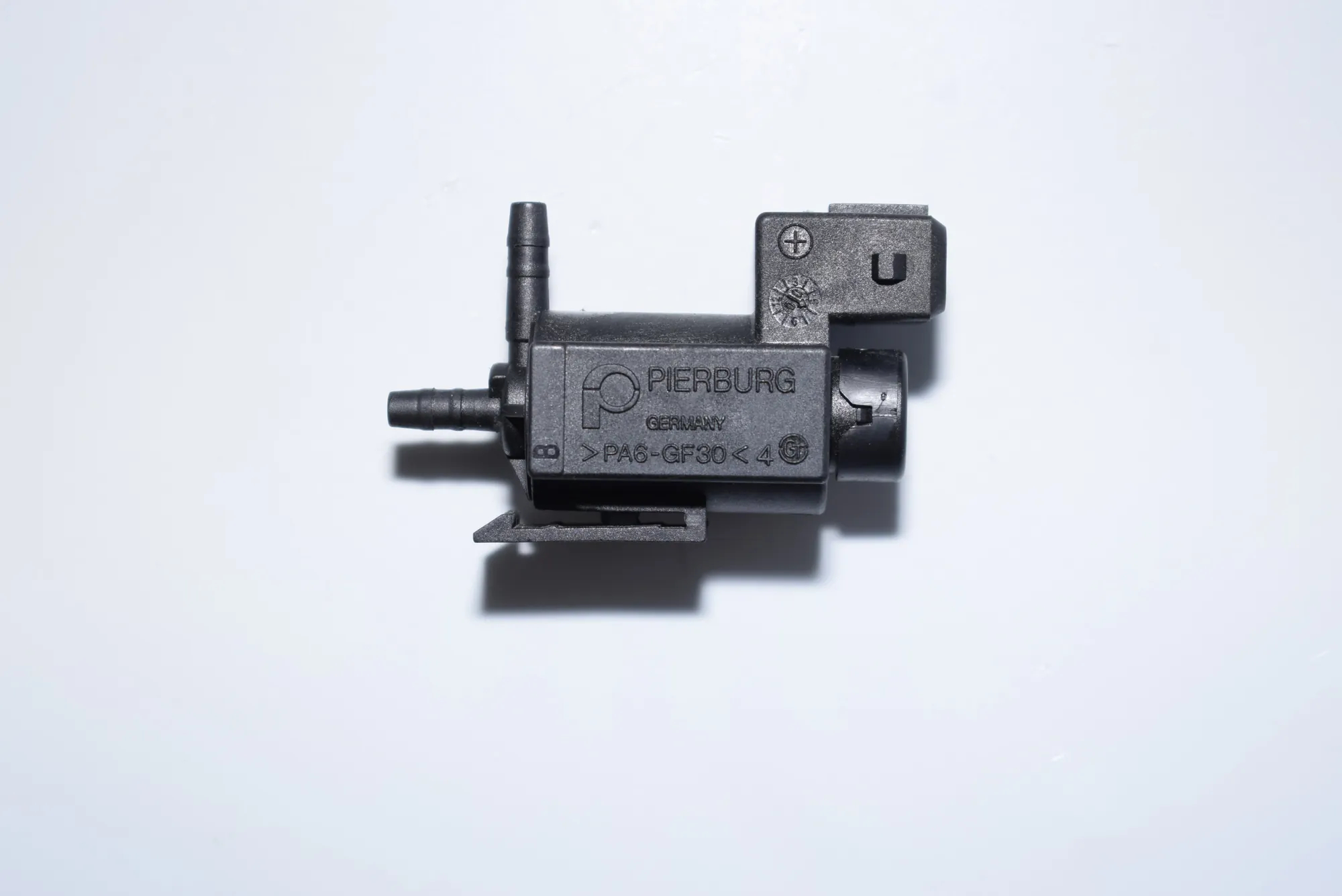 Solenoid Valve – OEM 1742712 · BMW 5 Touring (E39) 530 d 2000 – 4