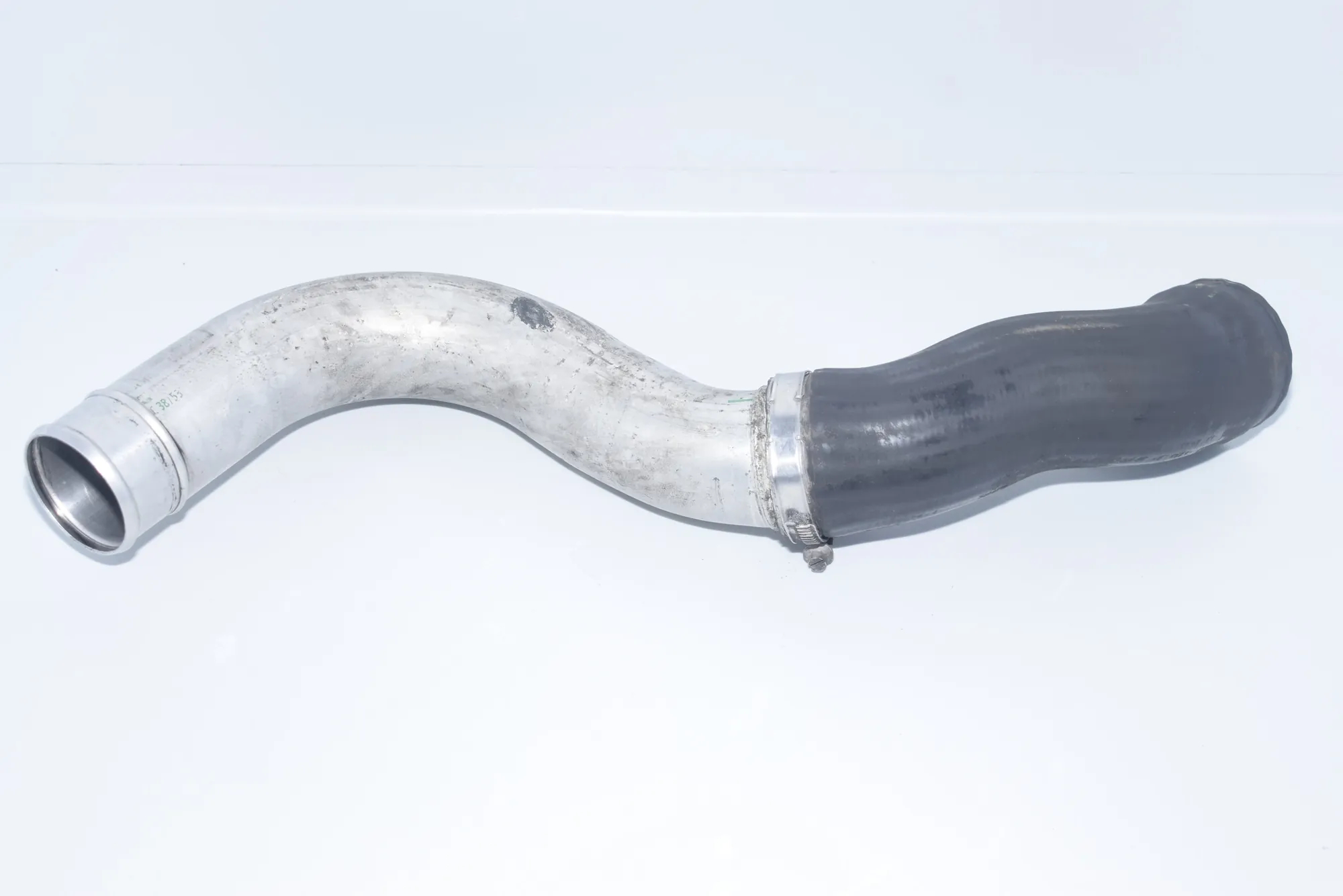 Right Side Intercooler Hose – OEM NA · BMW 5 Touring (E39) 525 d 2000 – 2