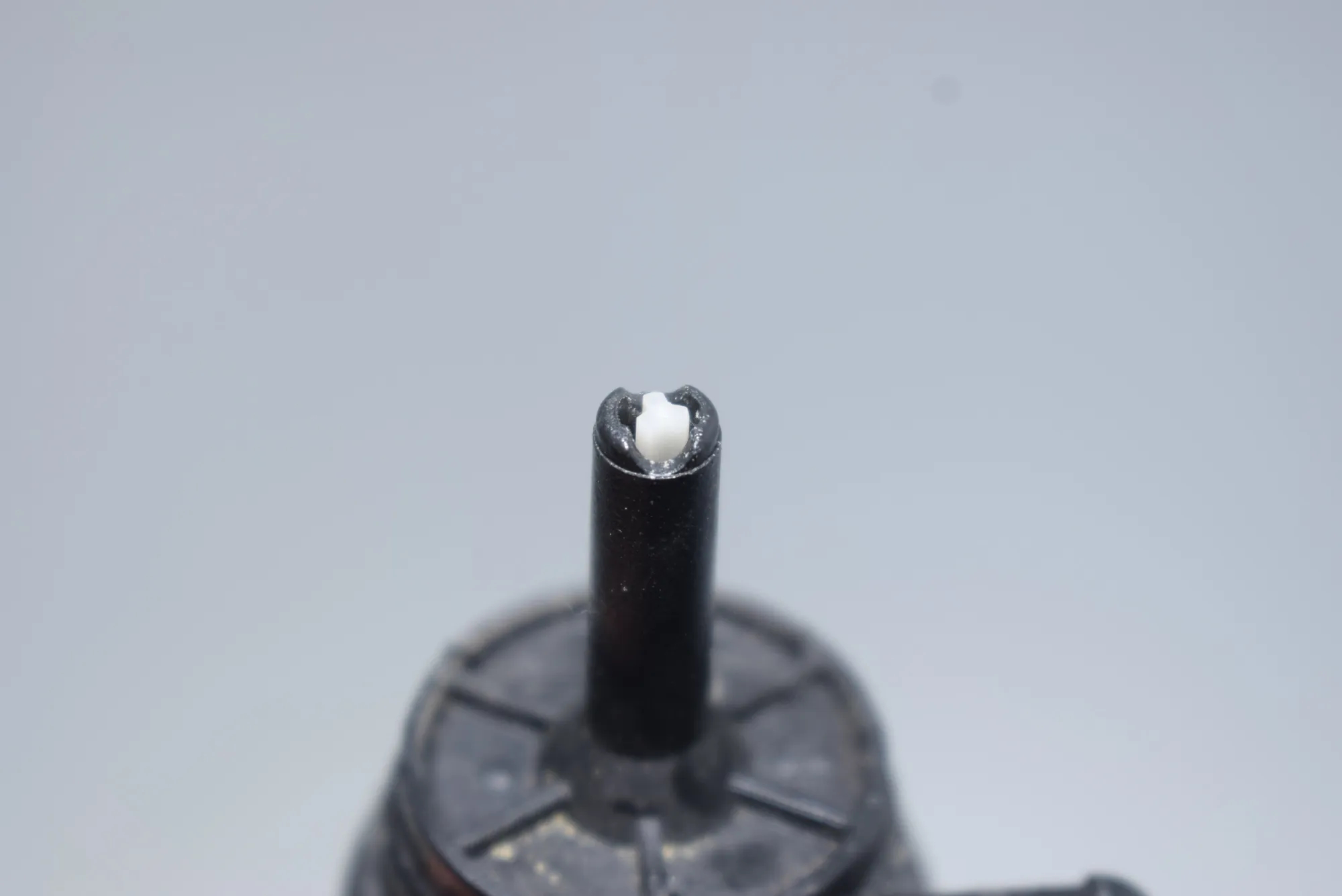 Washer Tank Motor – OEM 8377612 · BMW 5 Touring (E39) 525 d 2000 – 5