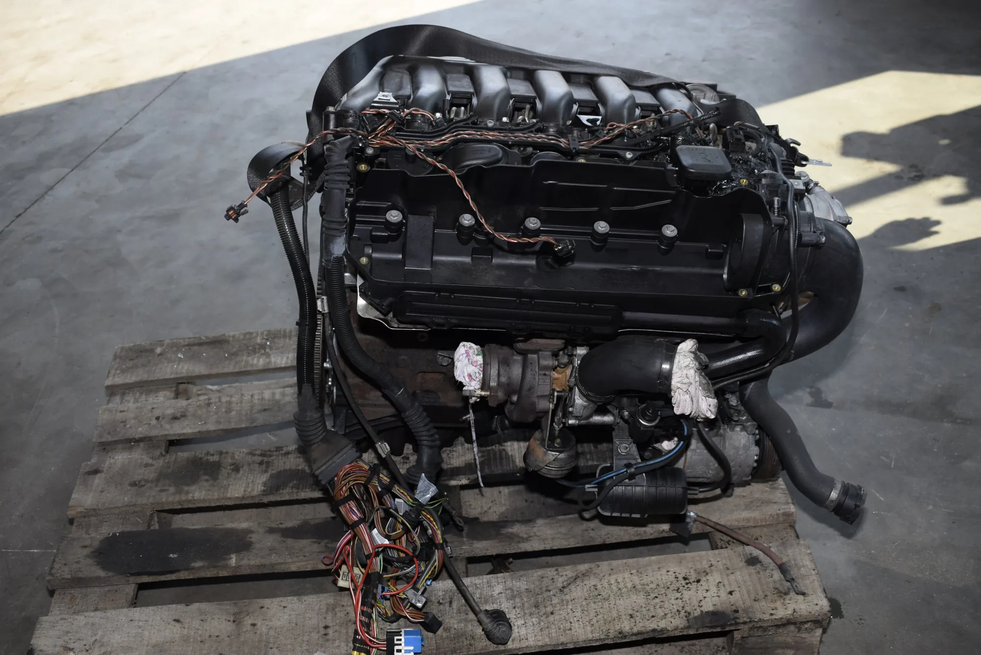 Engine Motor – OEM NA · BMW 5 Touring (E39) 525 d 2000 – 8