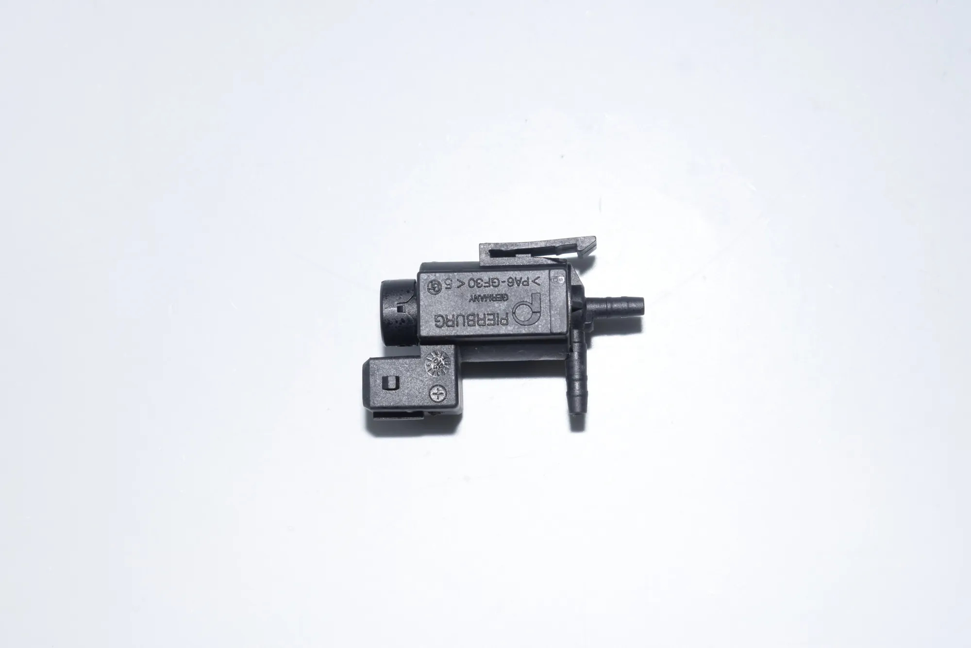 Solenoid Valve – OEM 1742712 · BMW 5 Touring (E39) 525 d 2000
