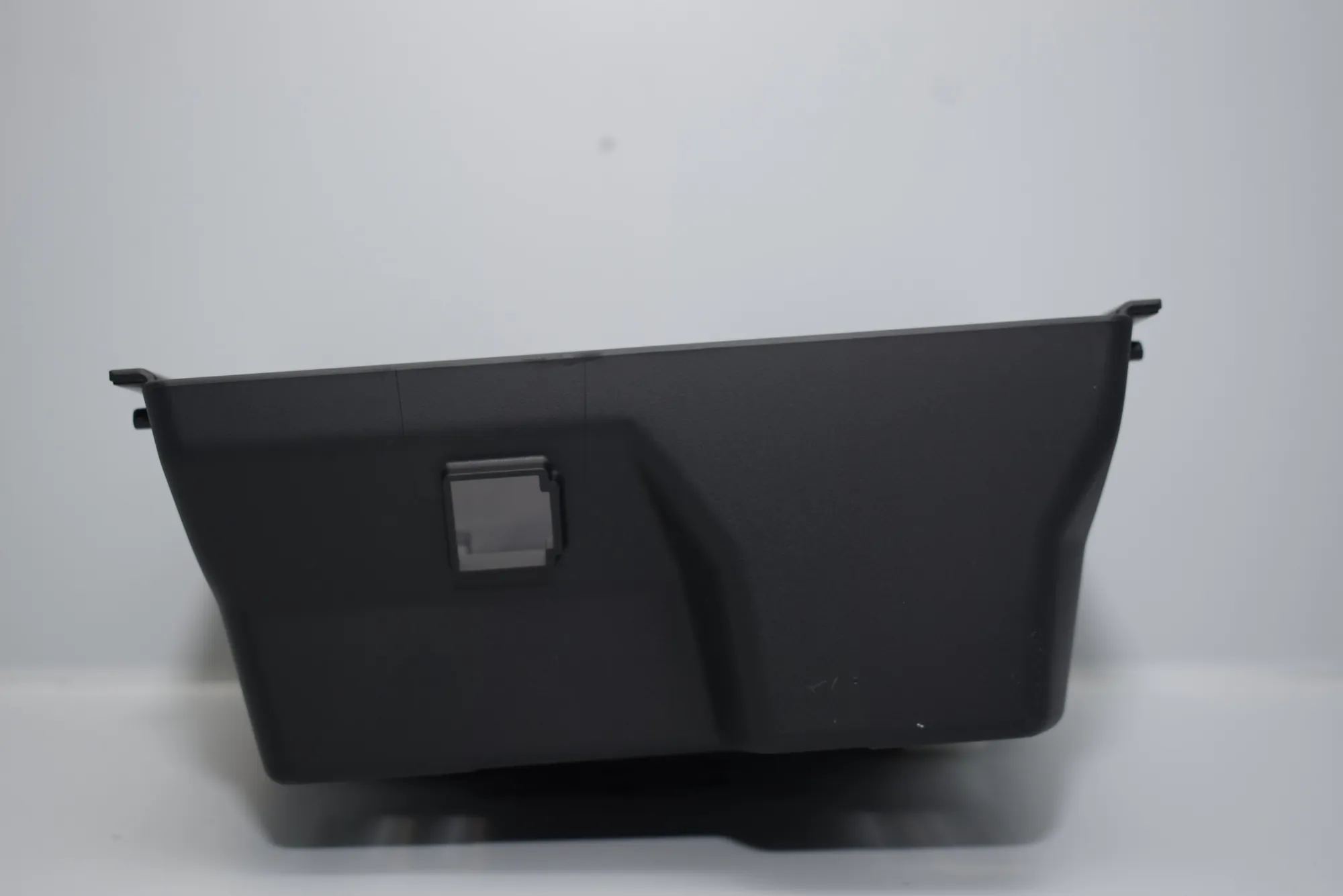 Cup Holder – OEM 9302629 · BMW 7 (G11, G12) BMW 7 (G11, G12) 740 d, Ld xDrive 2015 – 4