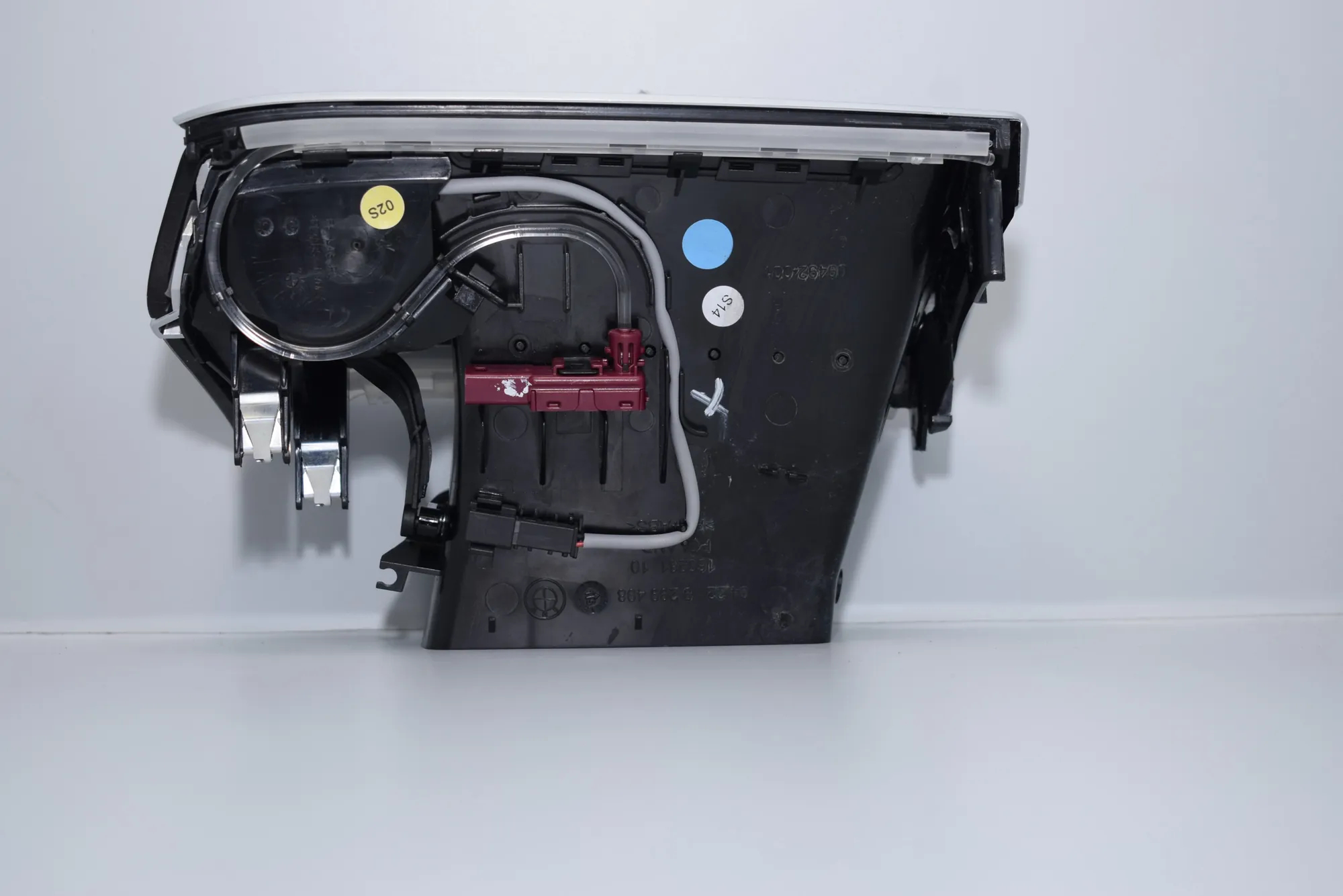 Dashboard Air Vents – OEM 9299498 · BMW 7 (G11, G12) BMW 7 (G11, G12) 2015 – 6