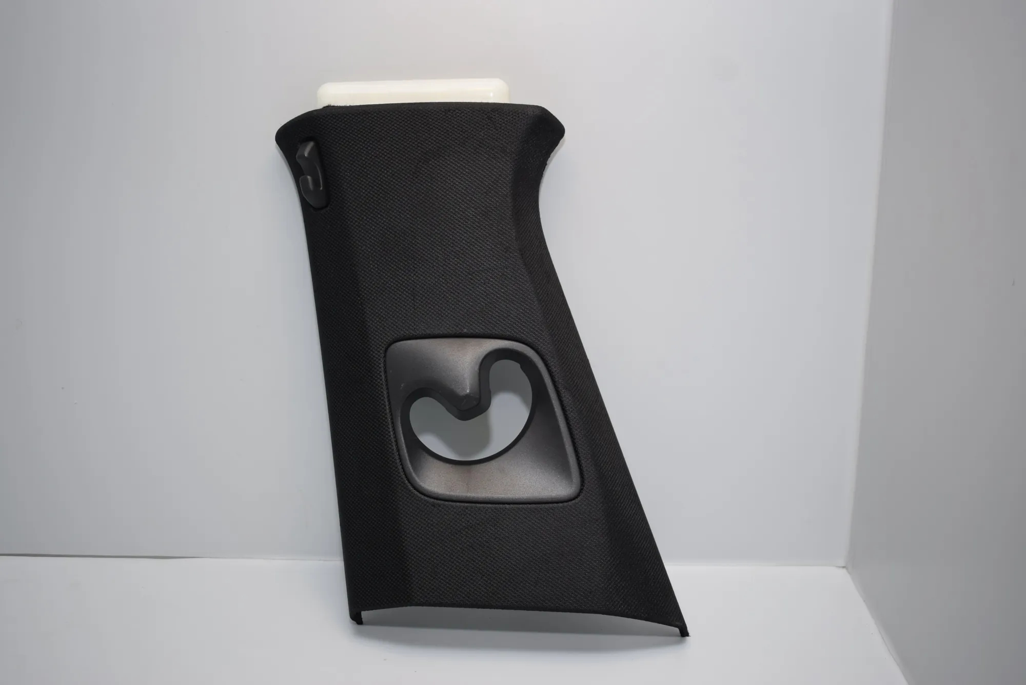 Front Left A Pillar Trim – OEM 7355329 · BMW 7 (G11, G12) BMW 7 (G11, G12) 2015