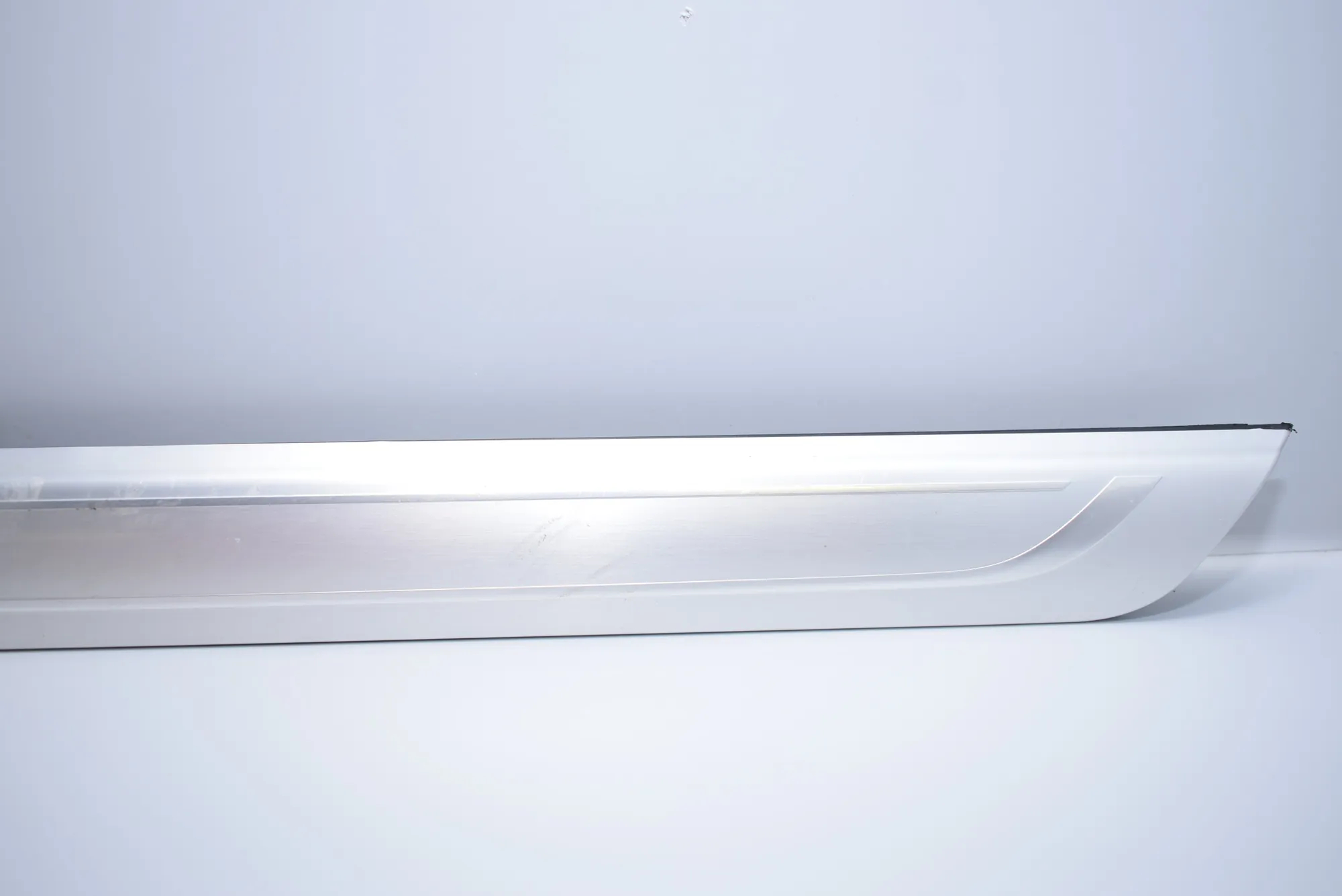 Door Sill Trim Kit – OEM 7378054 · BMW 7 (G11, G12) BMW 7 (G11, G12) 725 d, Ld 2015 – 5