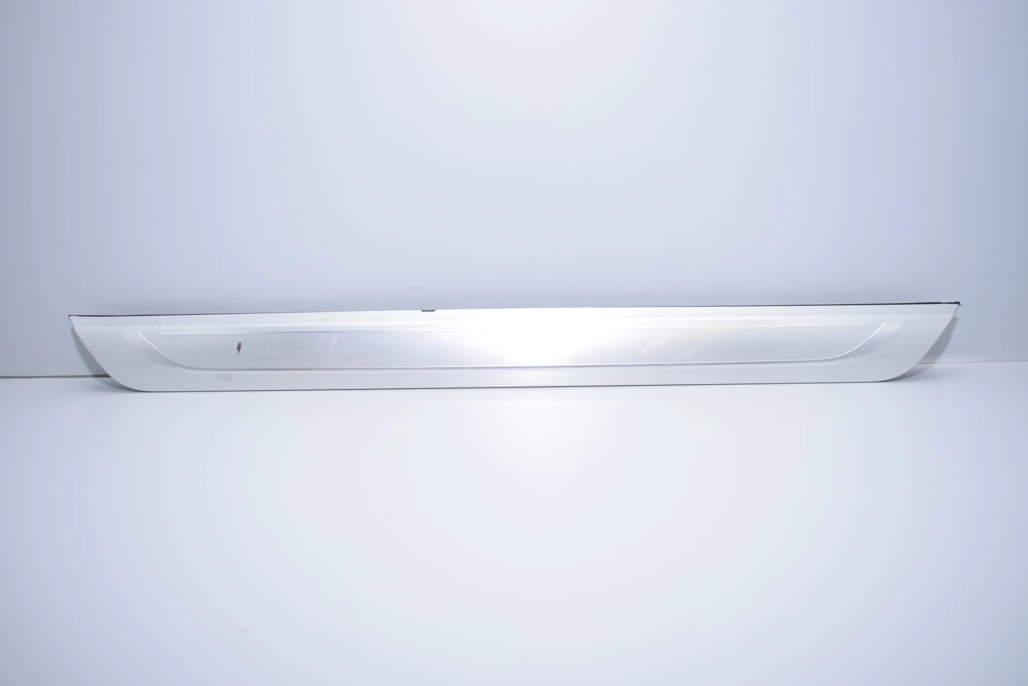Door Sill Trim Kit – OEM 7378054 · BMW 7 (G11, G12) BMW 7 (G11, G12) 725 d, Ld 2015