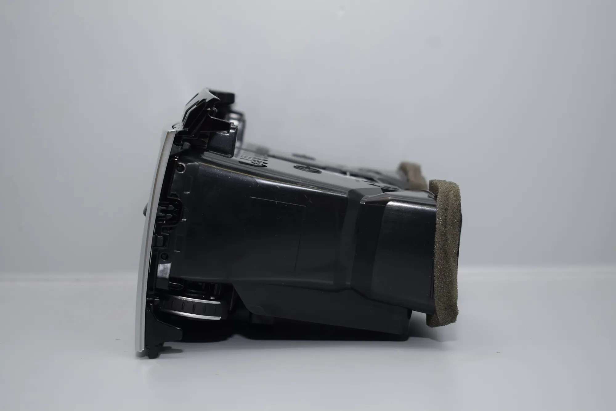 Dashboard Air Vents – OEM NA · BMW 7 (G11, G12) BMW 7 (G11, G12) 2015 – 2