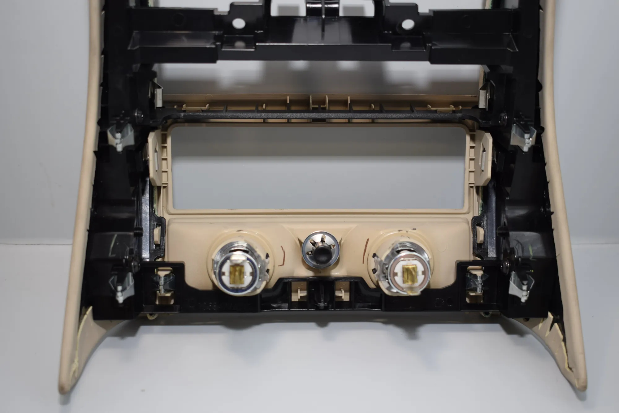 Other Interior Parts – OEM 9302186 · BMW 7 (G11, G12) BMW 7 (G11, G12) 2015 – 6