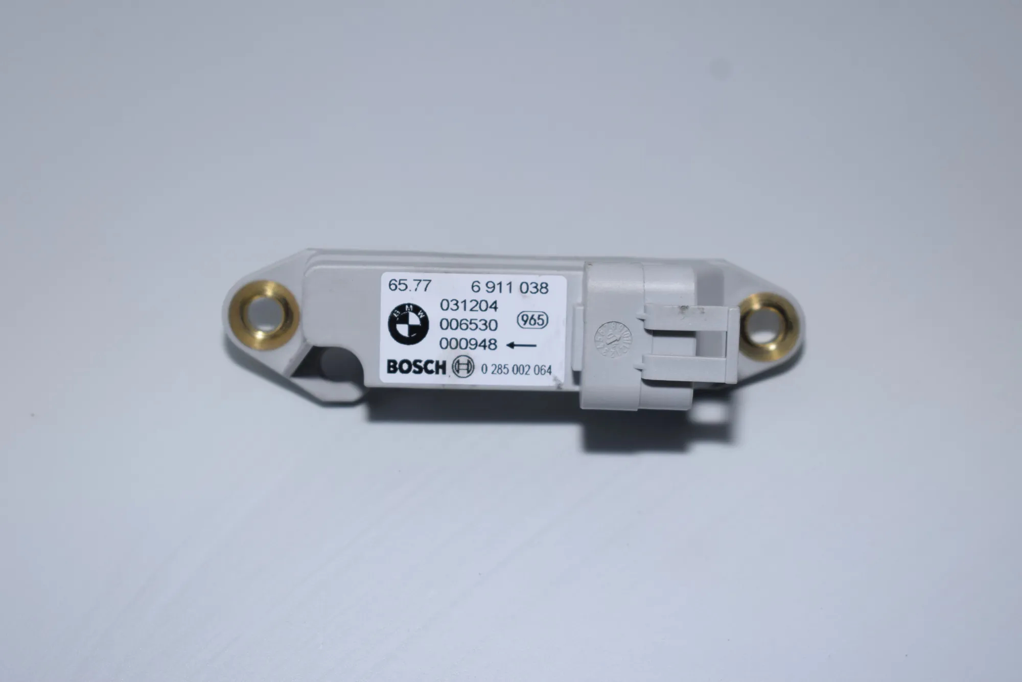 Front Left Impact Sensor – OEM 6911038 · BMW X5 (E53) 3.0 d 2005