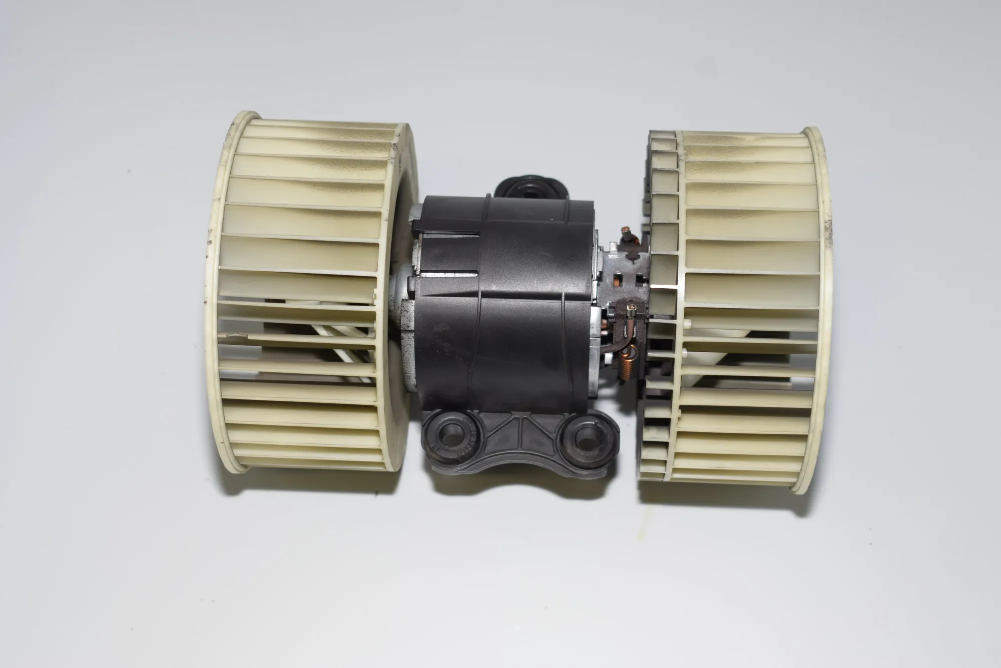 Heater Blower Fan – OEM 8385558 · BMW X5 (E53) 3.0 d 2005