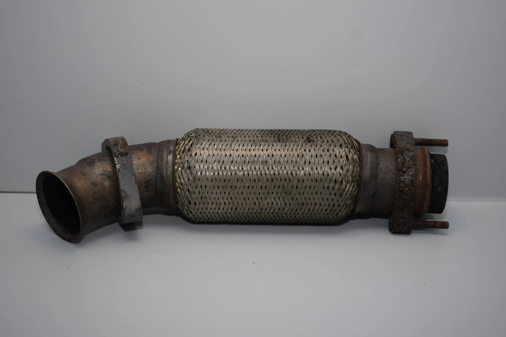 Exhaust – OEM 2217616 · BMW X5 (E53) BMW X5 (E53) 1999