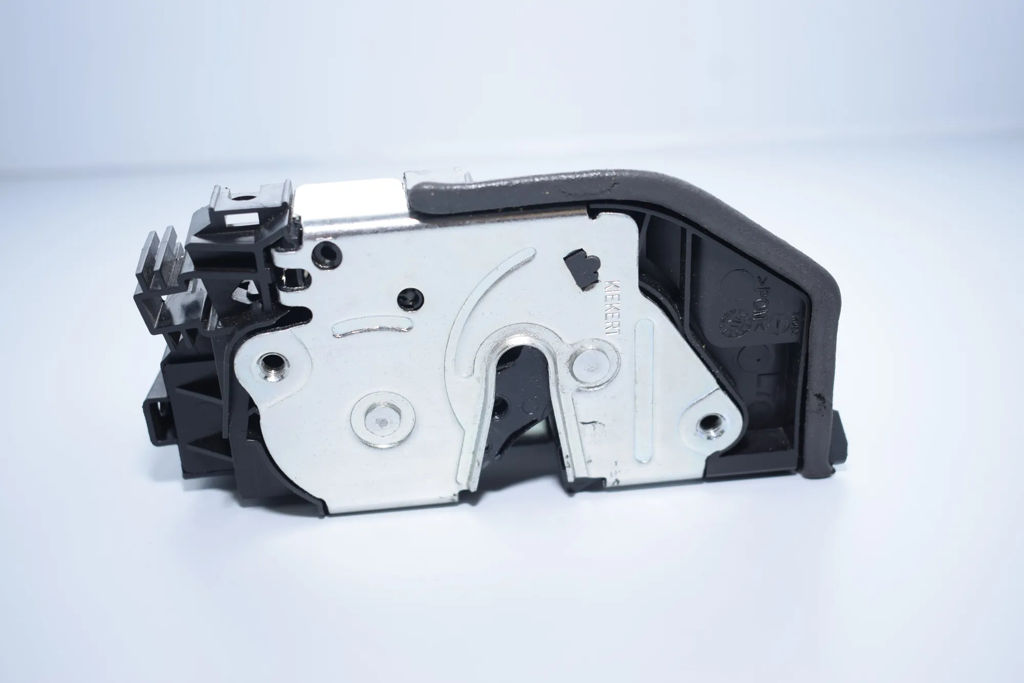 Front Left Door Lock – OEM 7202145 · BMW 4 Coupe (F32, F82) BMW 4 Coupe (F32, F82) 2013 – 4
