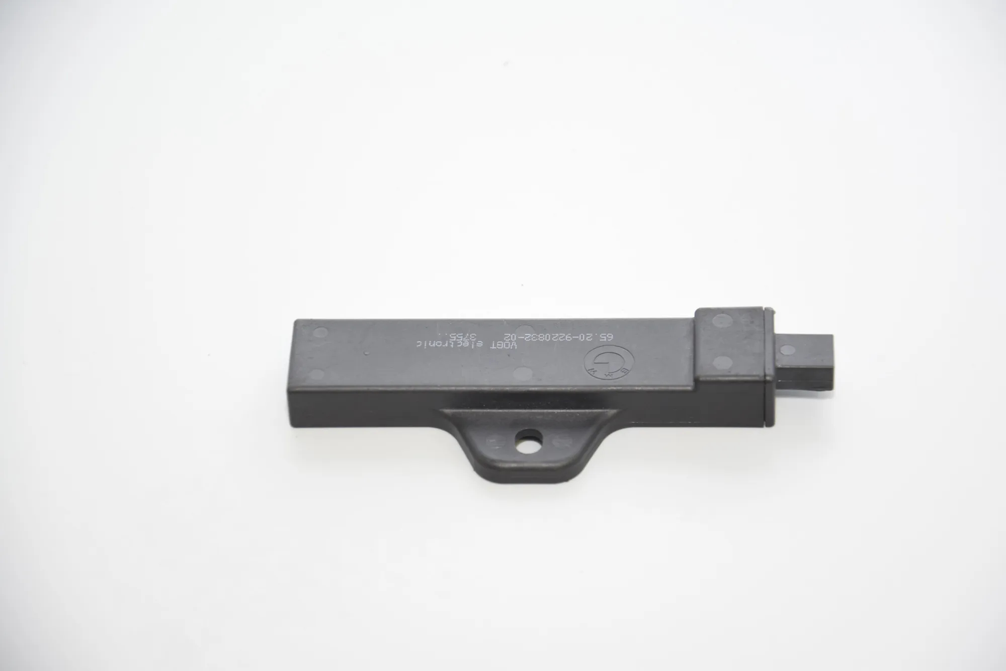 Antenna – OEM 9220832 · BMW 3 (F30, F80) BMW 3 (F30, F80) 2015