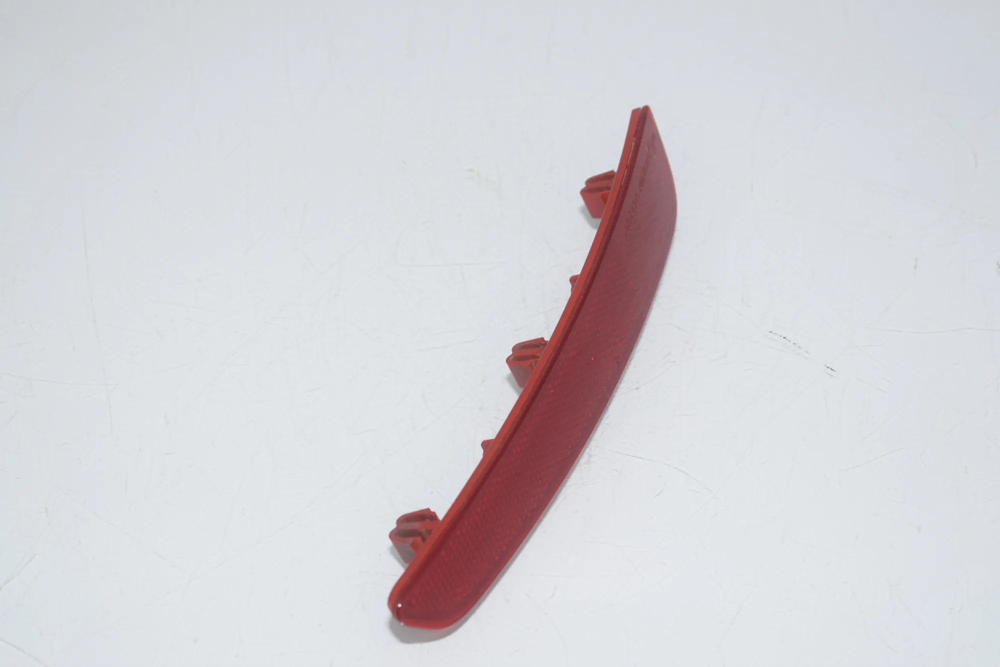 Rear Left Bumper Reflector – OEM 5A23EB5 · BMW 3 Touring (G21) BMW 3 Touring (G21) 318 i 2020 – 2