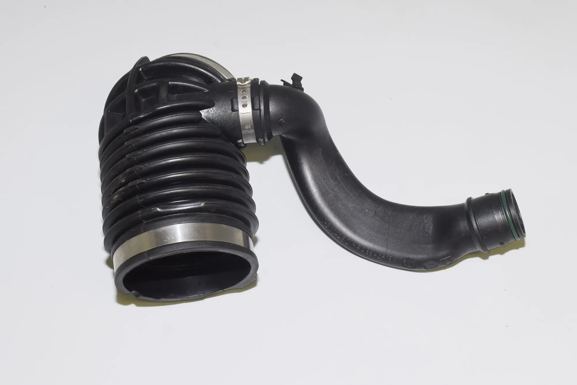 Pipe Hose – OEM 13718571705 · BMW 7 (G11, G12) BMW 7 (G11, G12) 740 d, Ld xDrive 2016