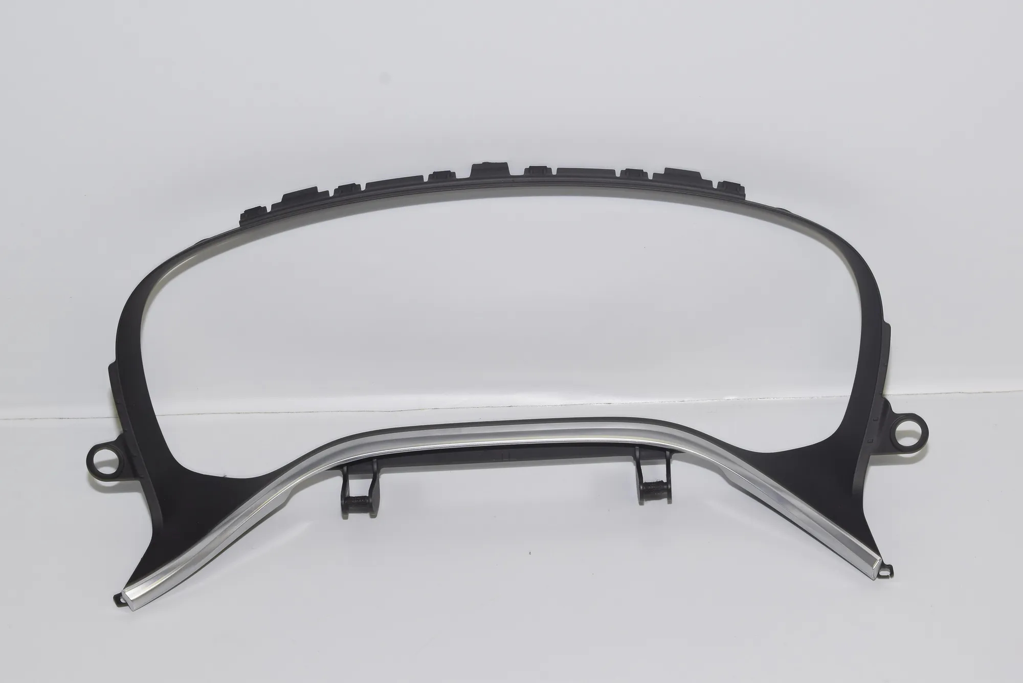 Instrument Cluster Trim – OEM 9321988 · BMW 7 (G11, G12) BMW 7 (G11, G12) 2015