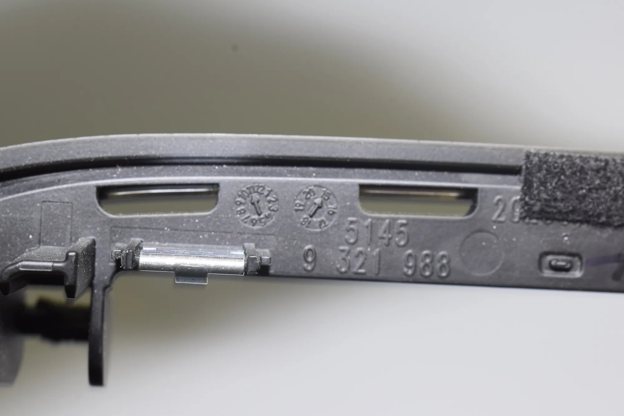 Instrument Cluster Trim – OEM 9321988 · BMW 7 (G11, G12) BMW 7 (G11, G12) 2015 – 6