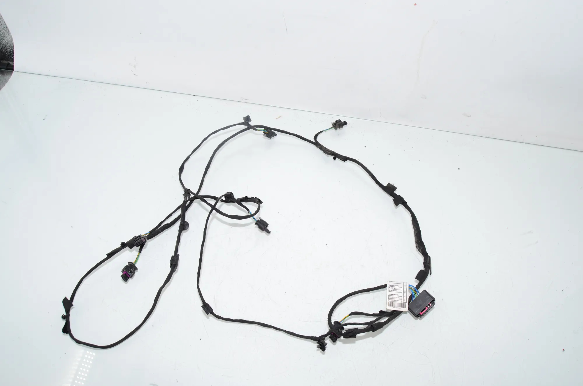 Front Parking Sensor Wiring Loom – OEM 5A5C321 · BMW 3 Touring (G21) BMW 3 Touring (G21) 320 d Mild-Hybrid 2021 – 3