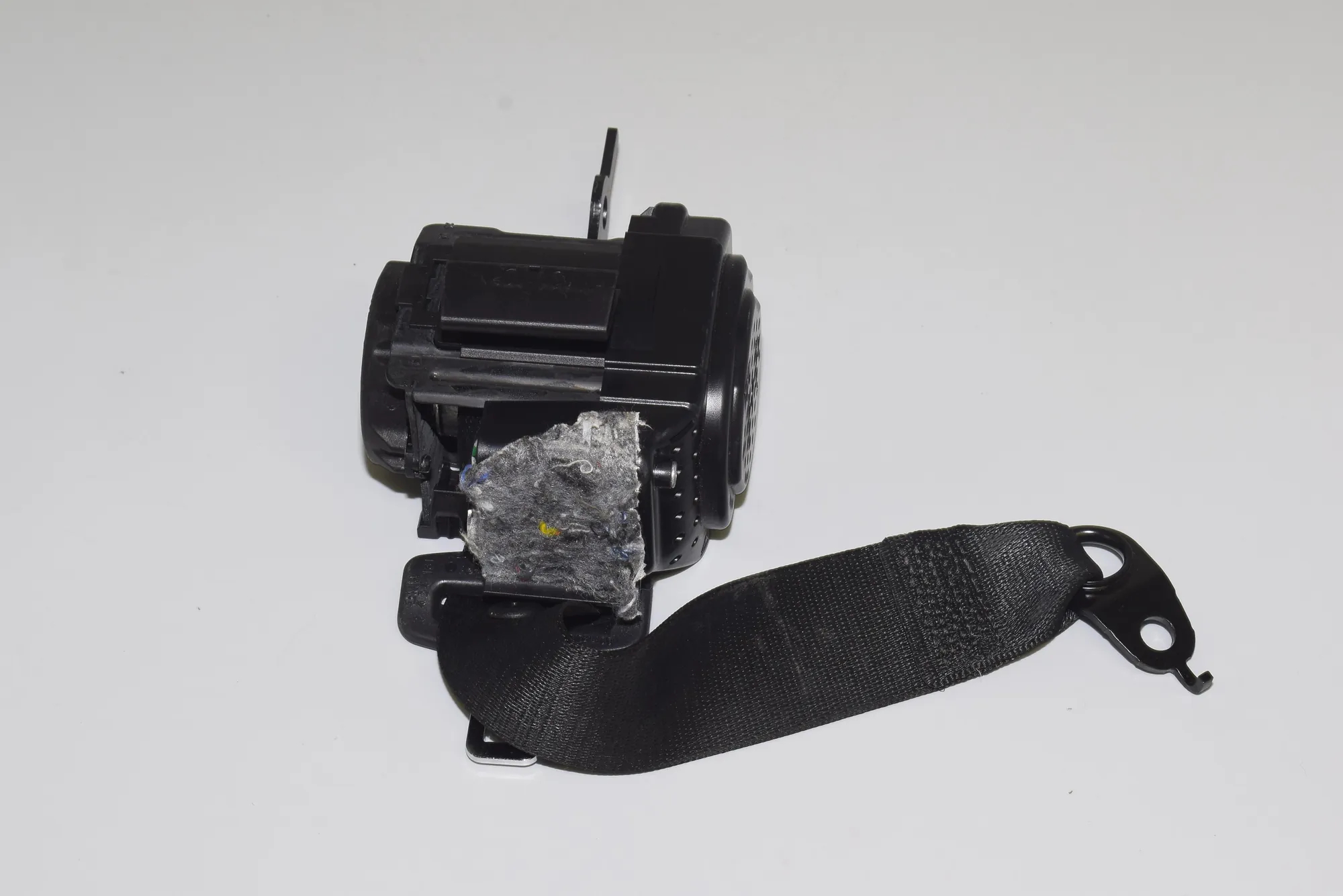 Rear Right Seatbelt – OEM 7434181 · BMW 7 (G11, G12) BMW 7 (G11, G12) 2016 – 3