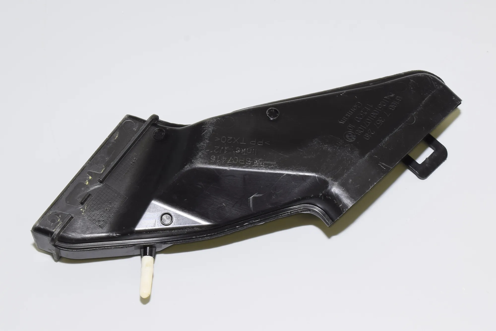 Dashboard Air Vents – OEM 7357249 · BMW 7 (G11, G12) BMW 7 (G11, G12) 2015 – 2